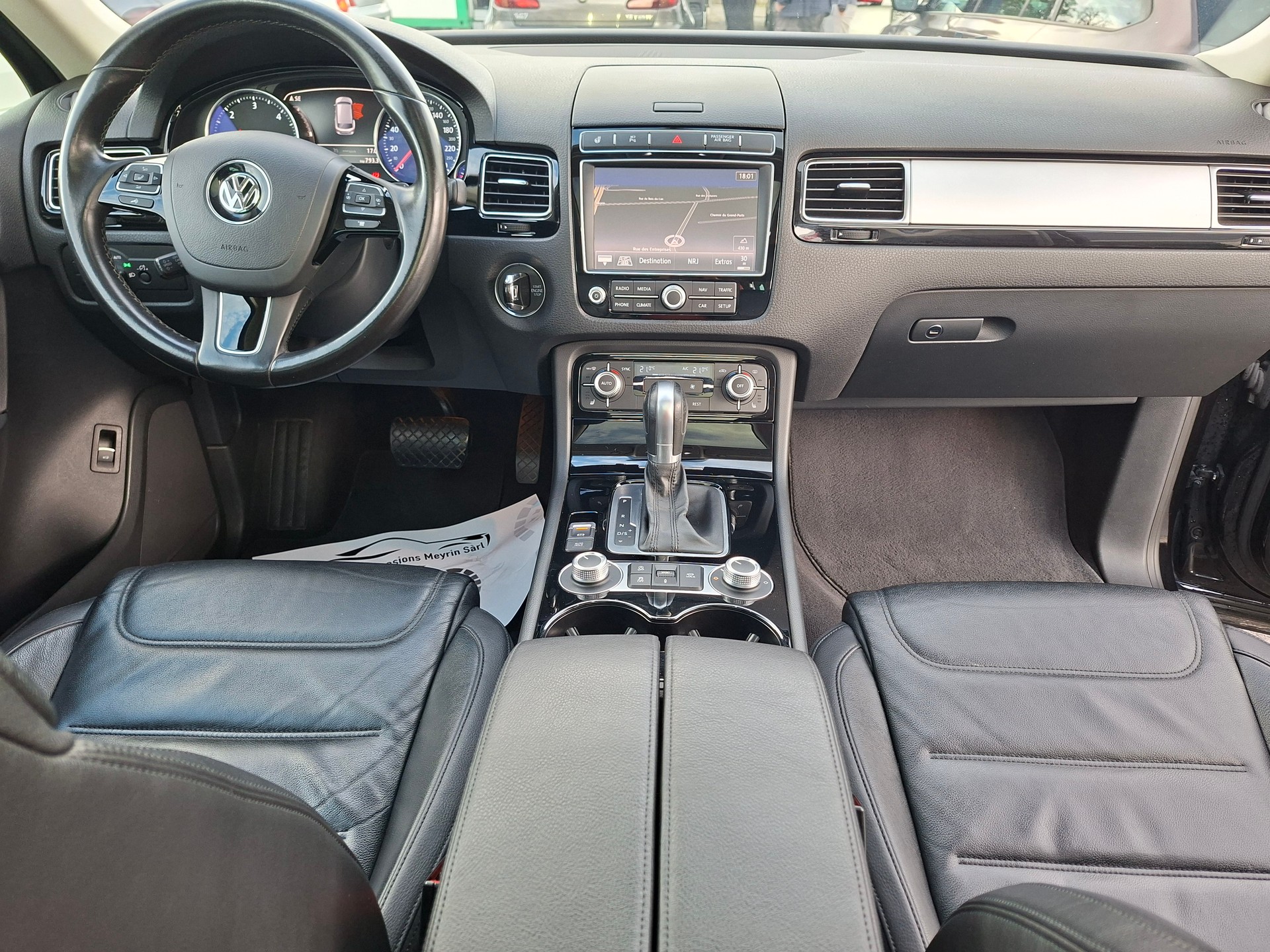 VW Touareg 3.0 TDI BlueMotion Technology Tiptronic-image-9