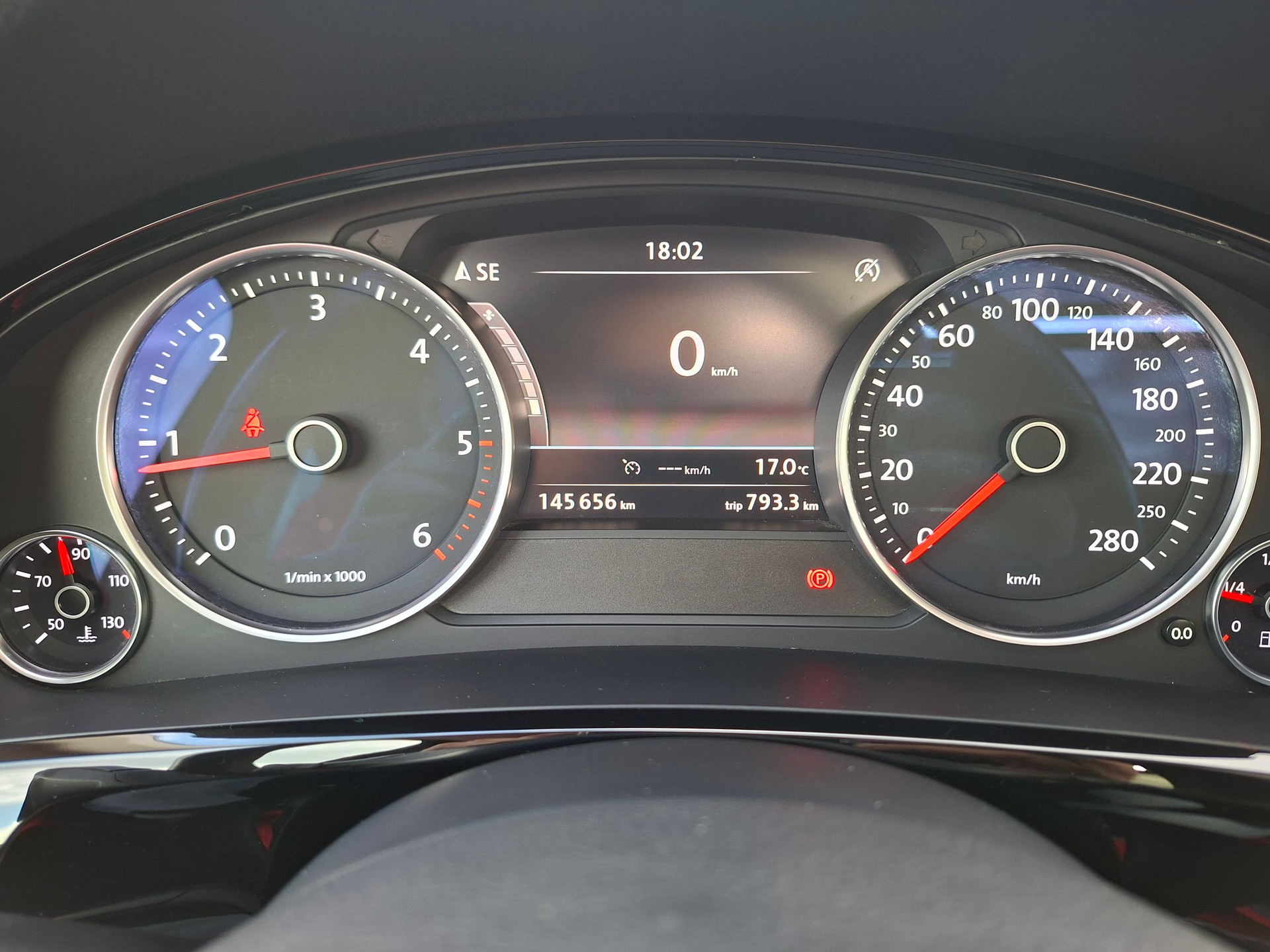 VW Touareg 3.0 TDI BlueMotion Technology Tiptronic-image-17