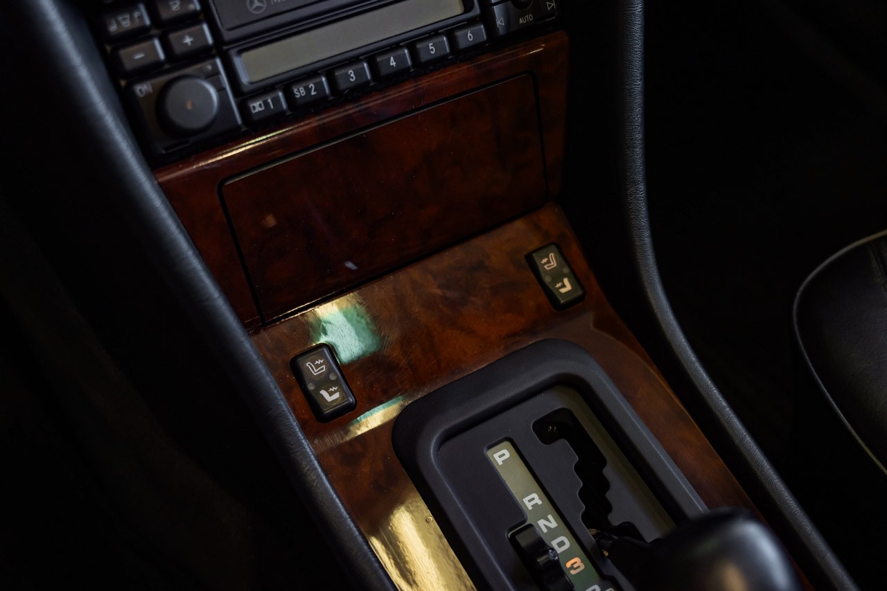 MERCEDES-BENZ E 500 Automatic-image-20