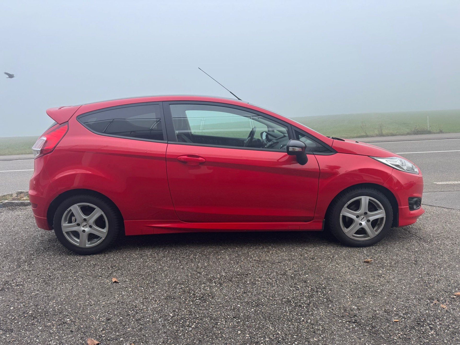 FORD Fiesta 1.0 SCTi Sport Red-image-8