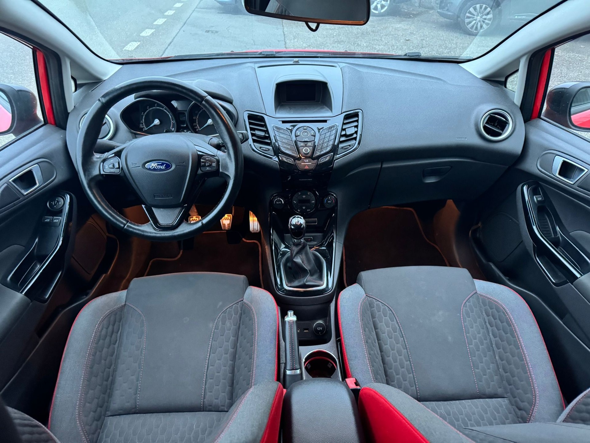FORD Fiesta 1.0 SCTi Sport Red-image-10