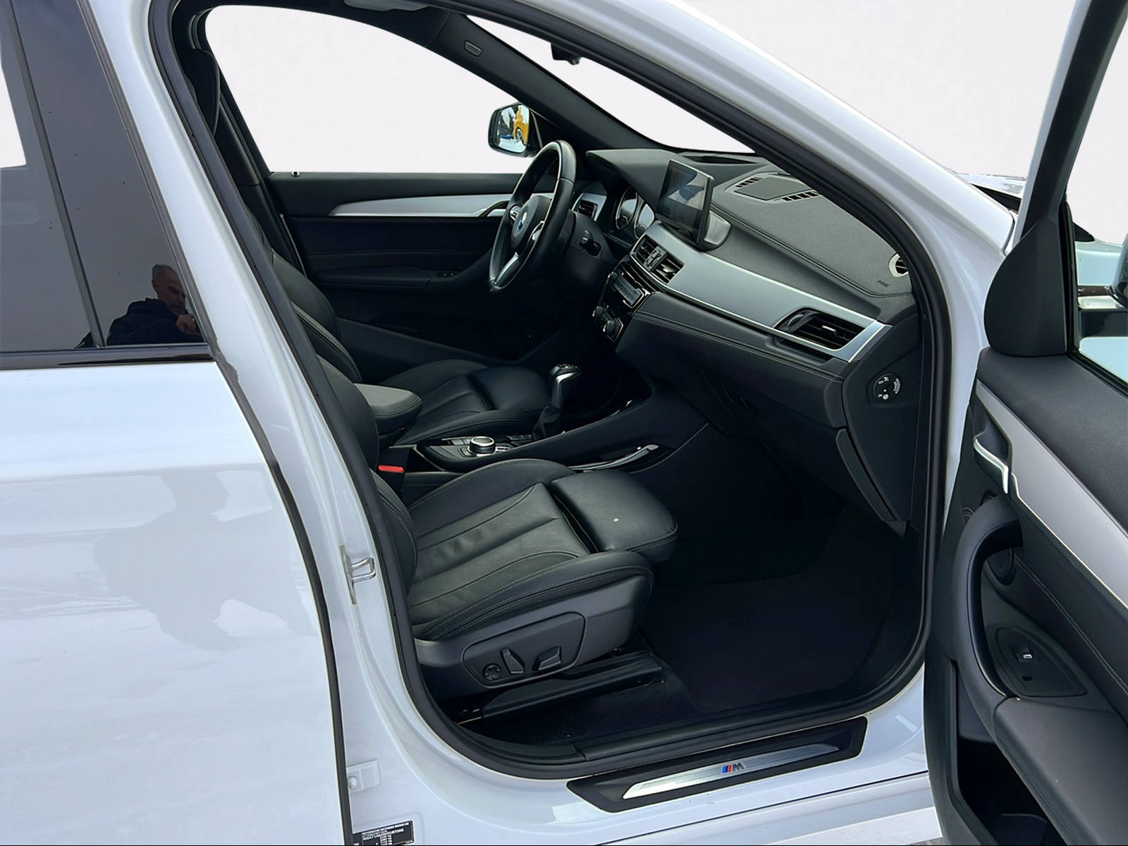 BMW X1 xDrive 25e M Sport Steptronic-image-2