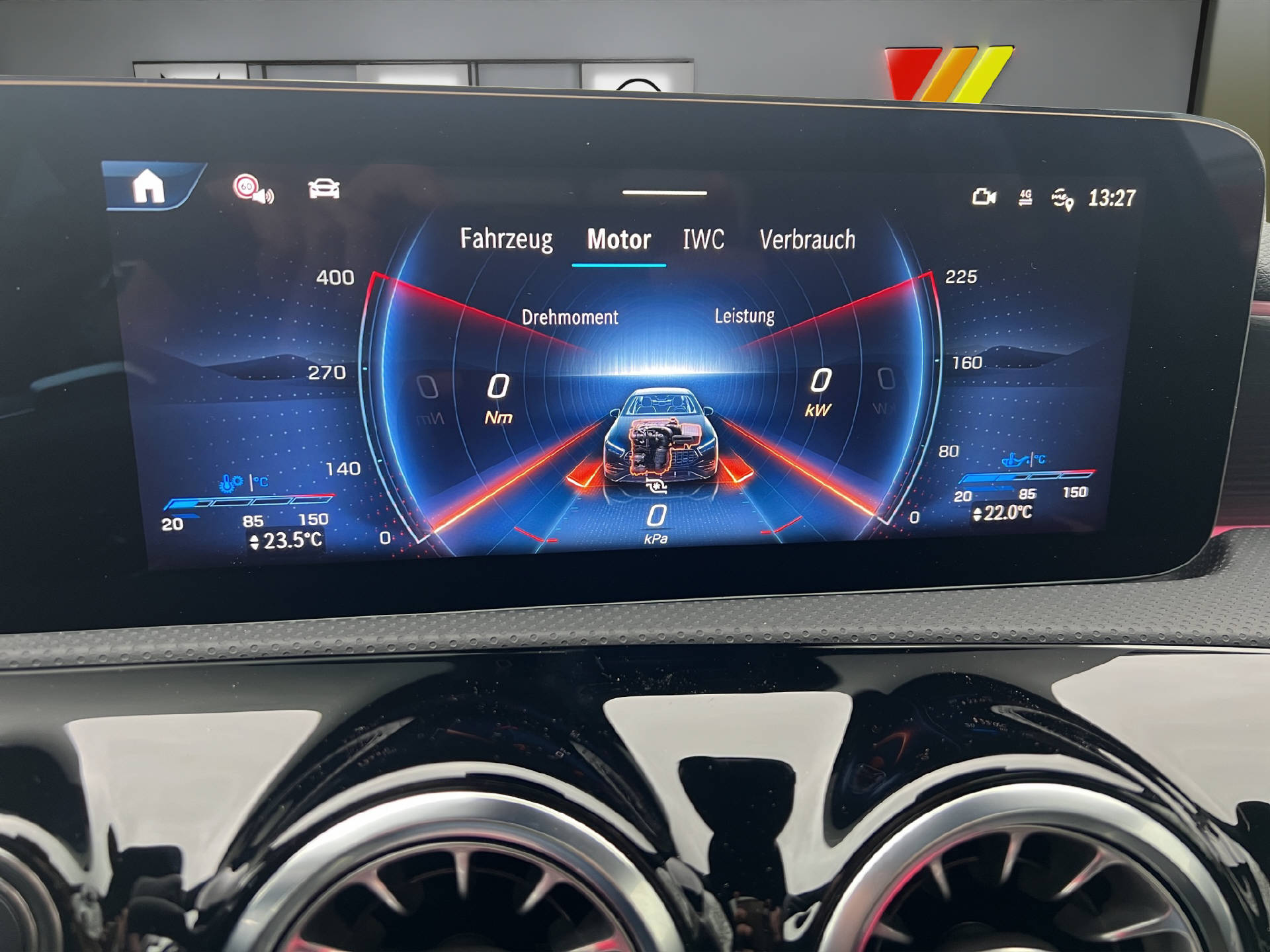 MERCEDES-BENZ A 35 AMG 4matic-image-10