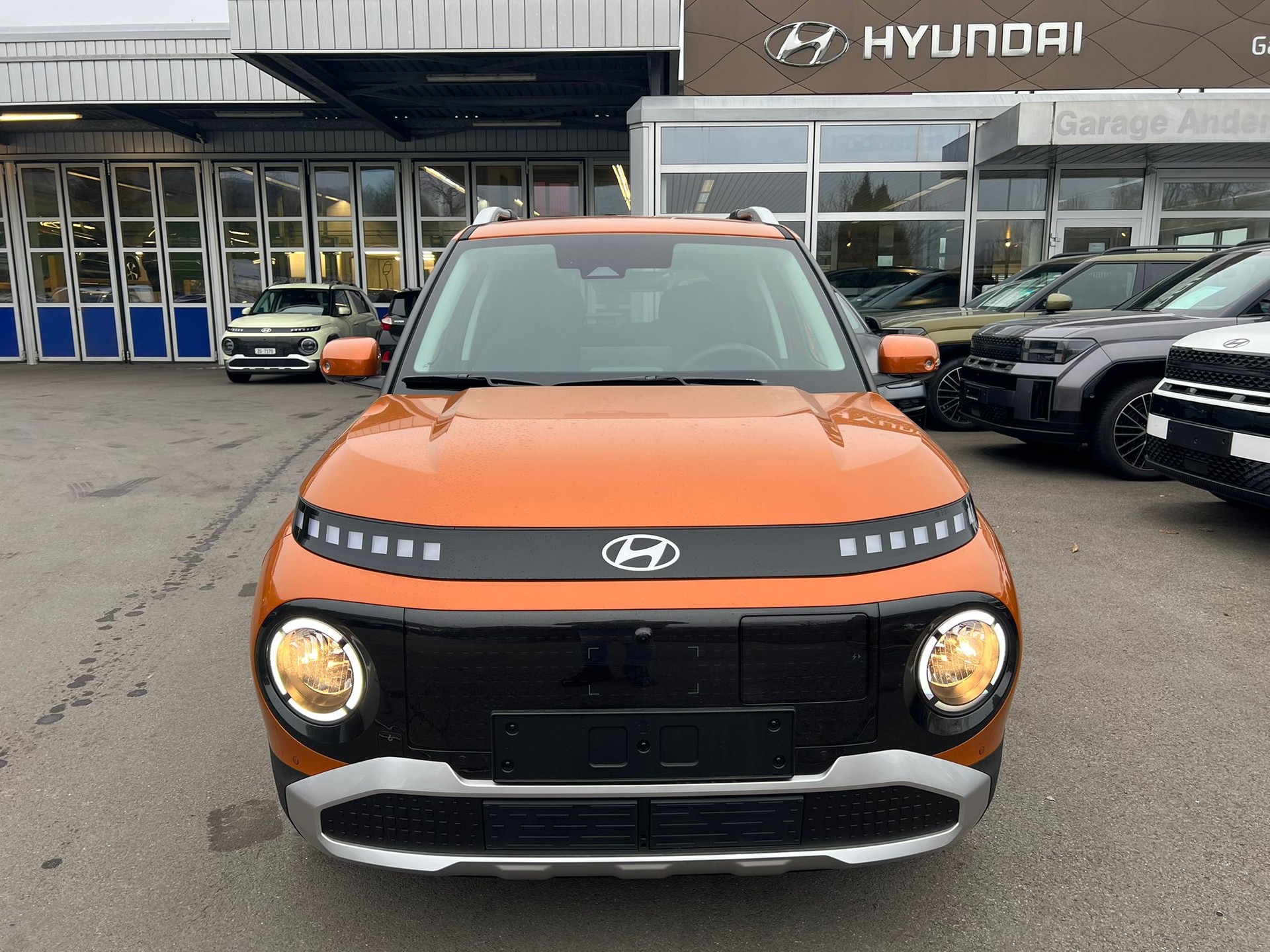 HYUNDAI Inster 49kWh Amplia-showroom-element-1