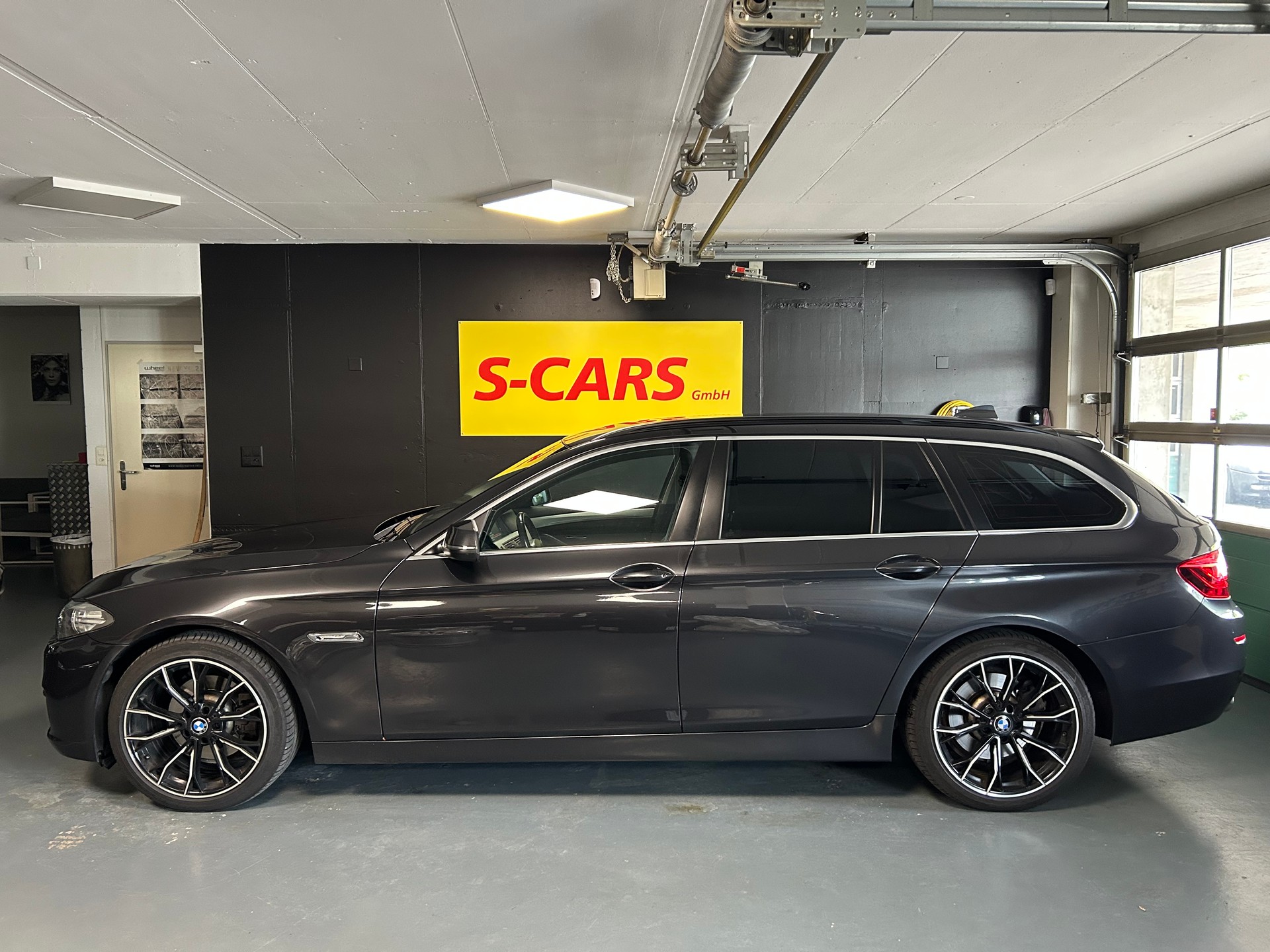 BMW 520xd Touring Steptronic