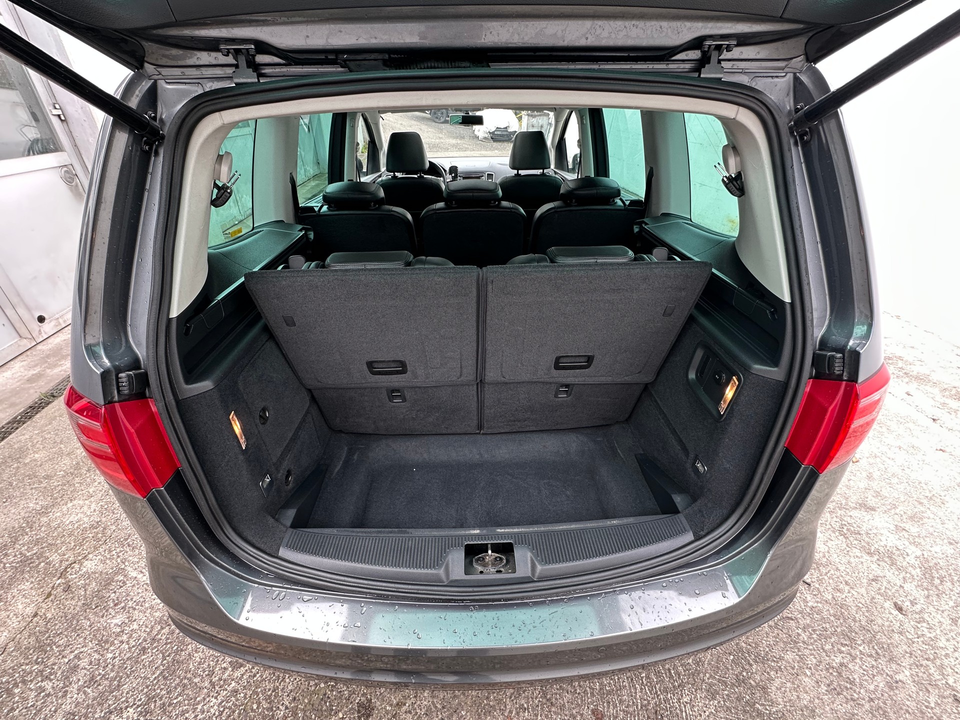 SEAT Alhambra 2.0 TSI Style DSG-image-12