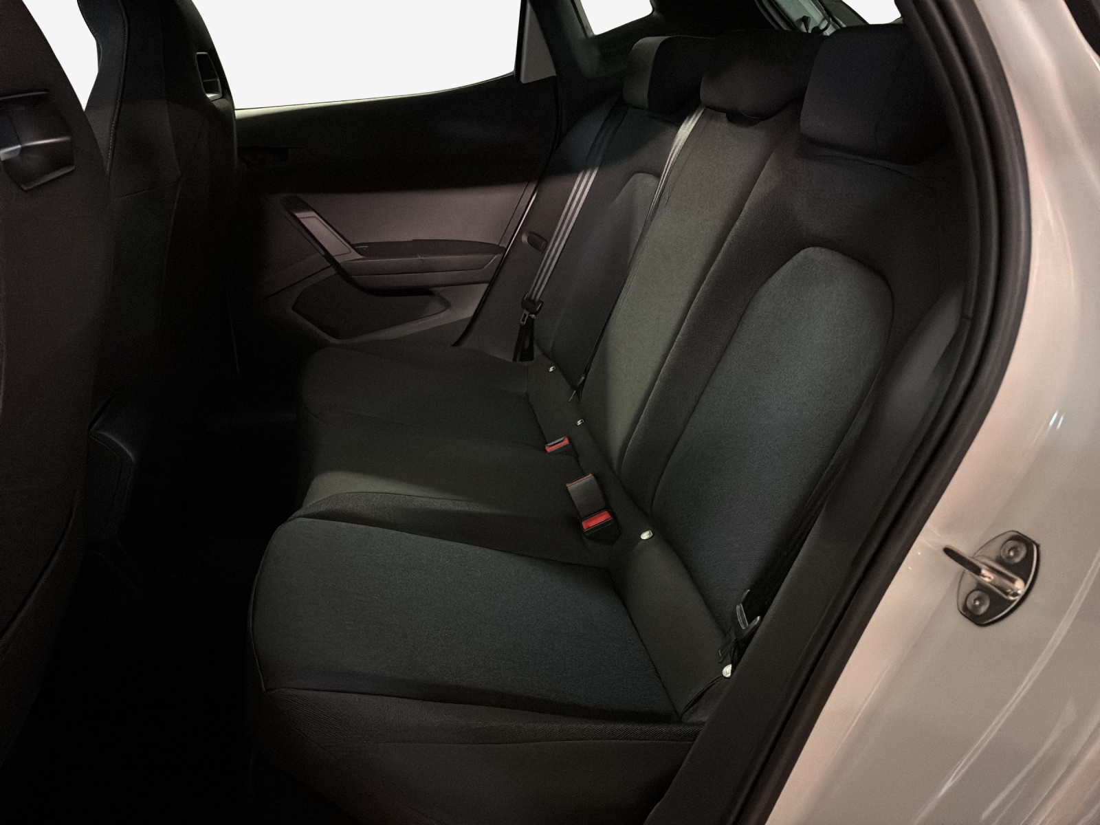 SEAT Ibiza 1.0 EcoTSI FR DSG-image-11