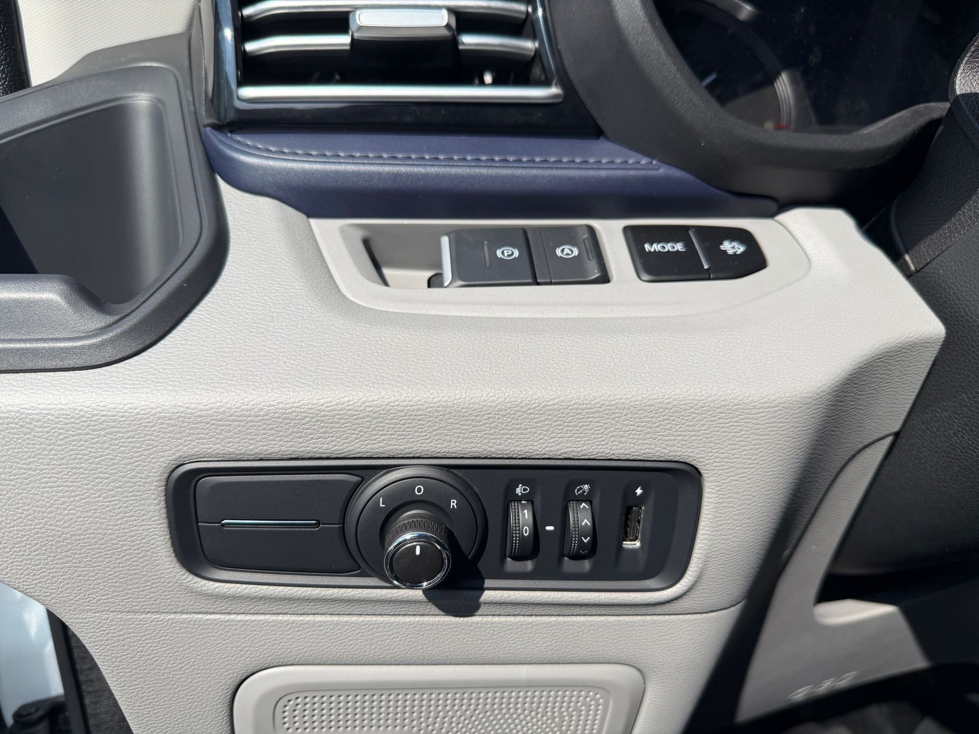 MAXUS NEW Deliver 9 2.0D L3H2 FWD Luxury Nouveau modèle !!-image-12
