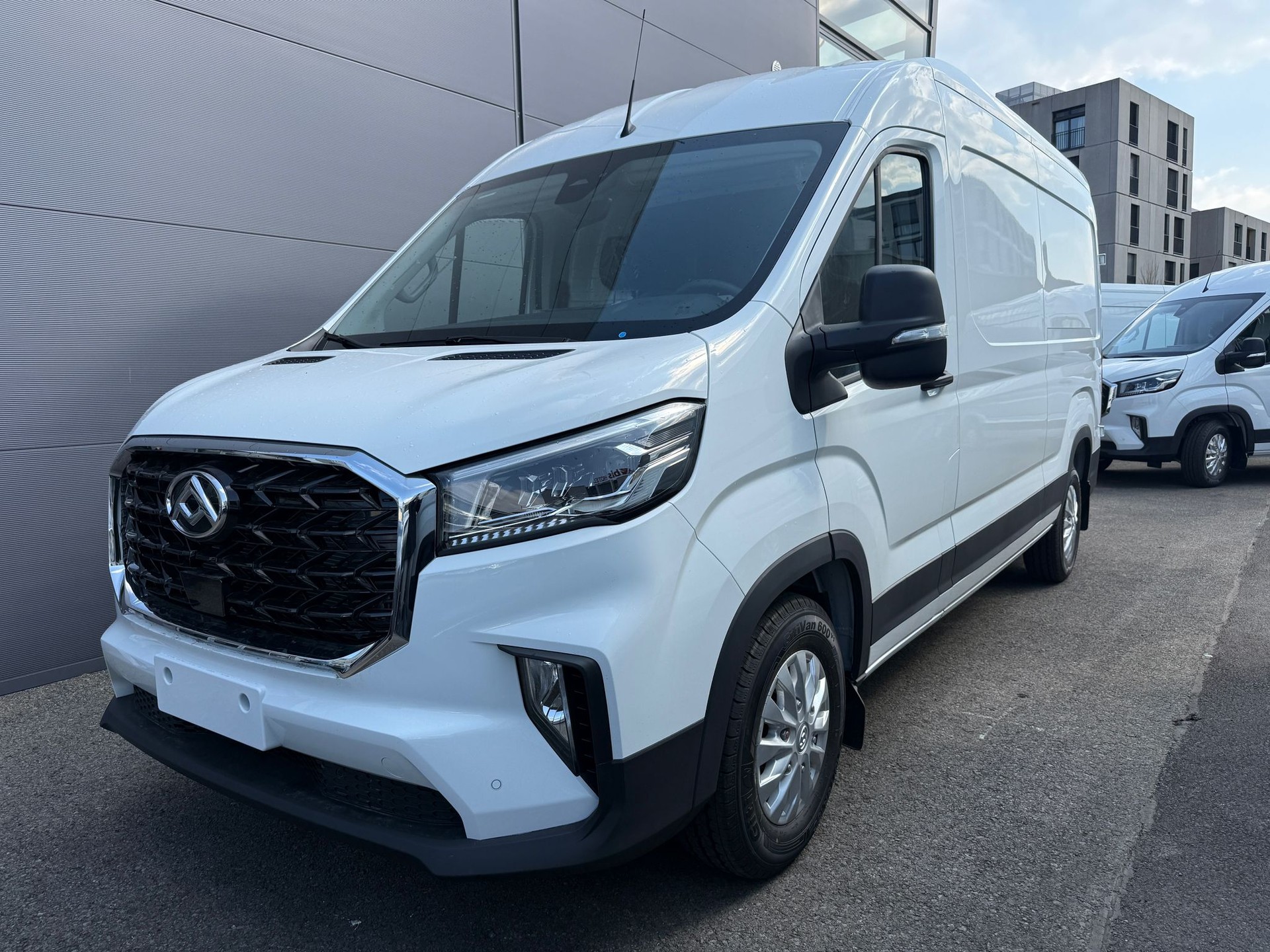 MAXUS NEW Deliver 9 2.0D L3H2 FWD Luxury Nouveau modèle !!
