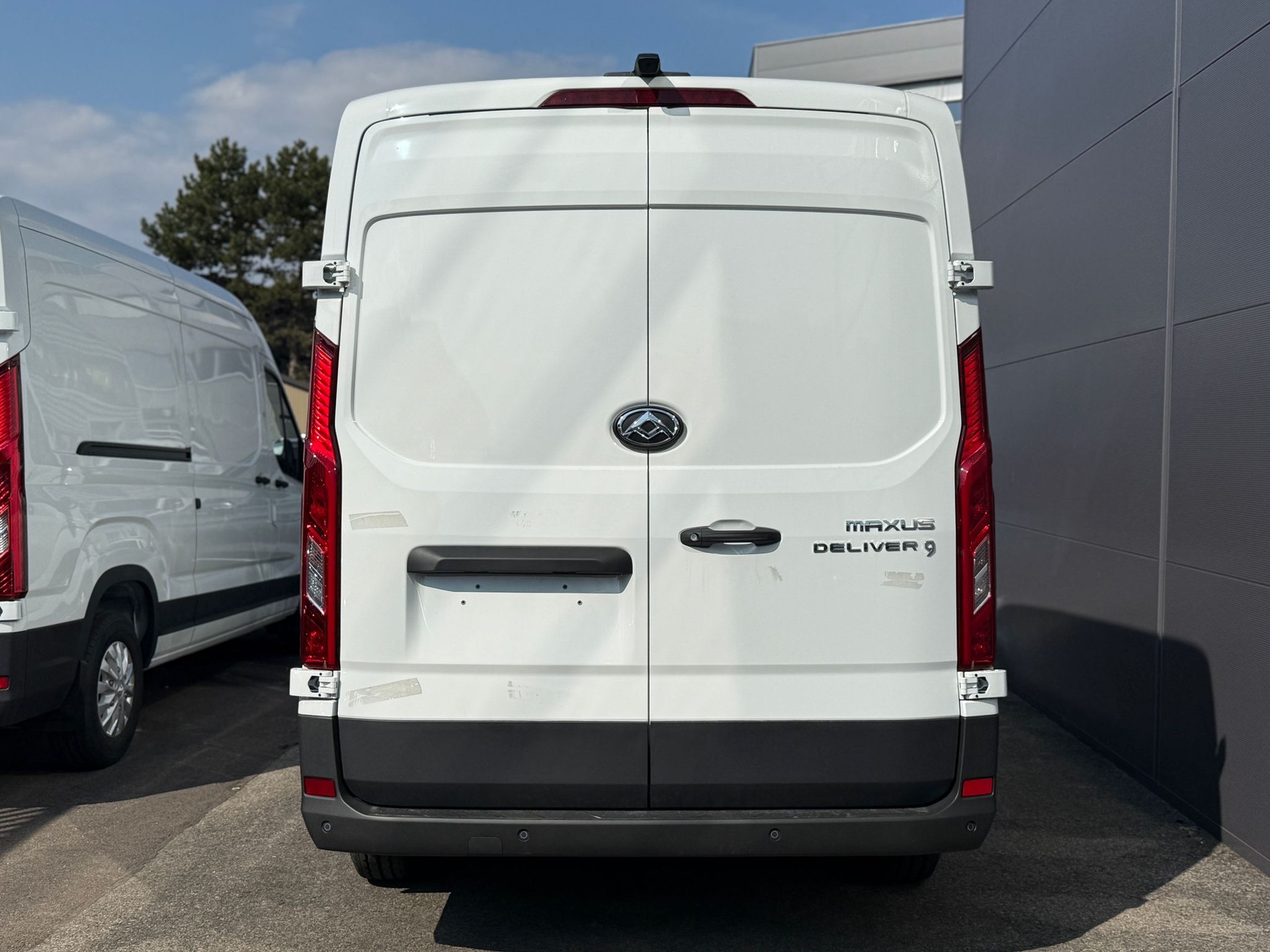 MAXUS NEW Deliver 9 2.0D L3H2 FWD Luxury Nouveau modèle !!-image-14