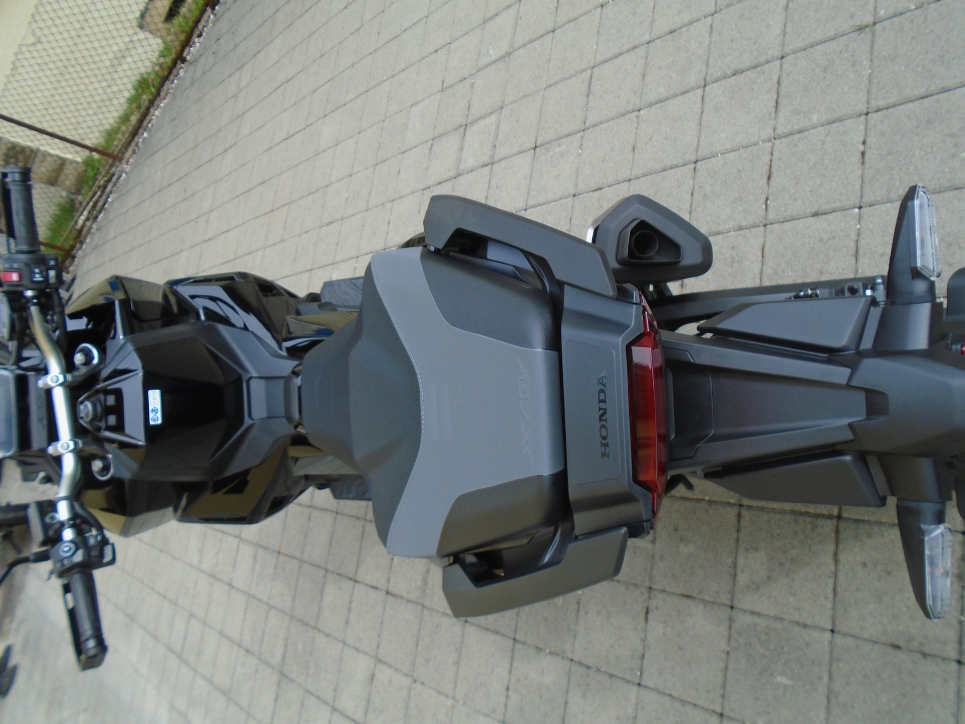 HONDA X-ADV 750-image-3