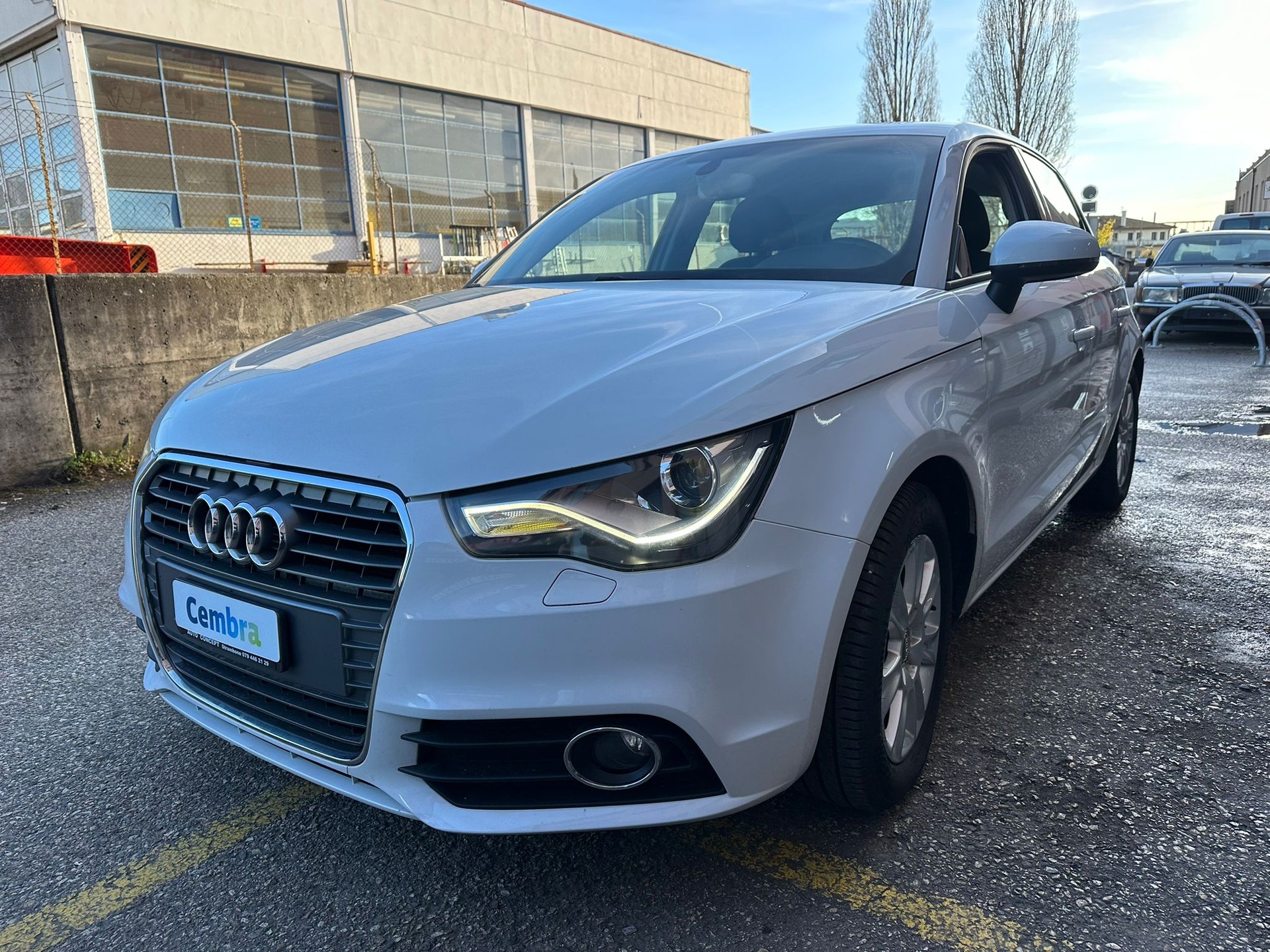 AUDI A1 Sportback 1.4 TFSI Ambition S-tronic-image-5