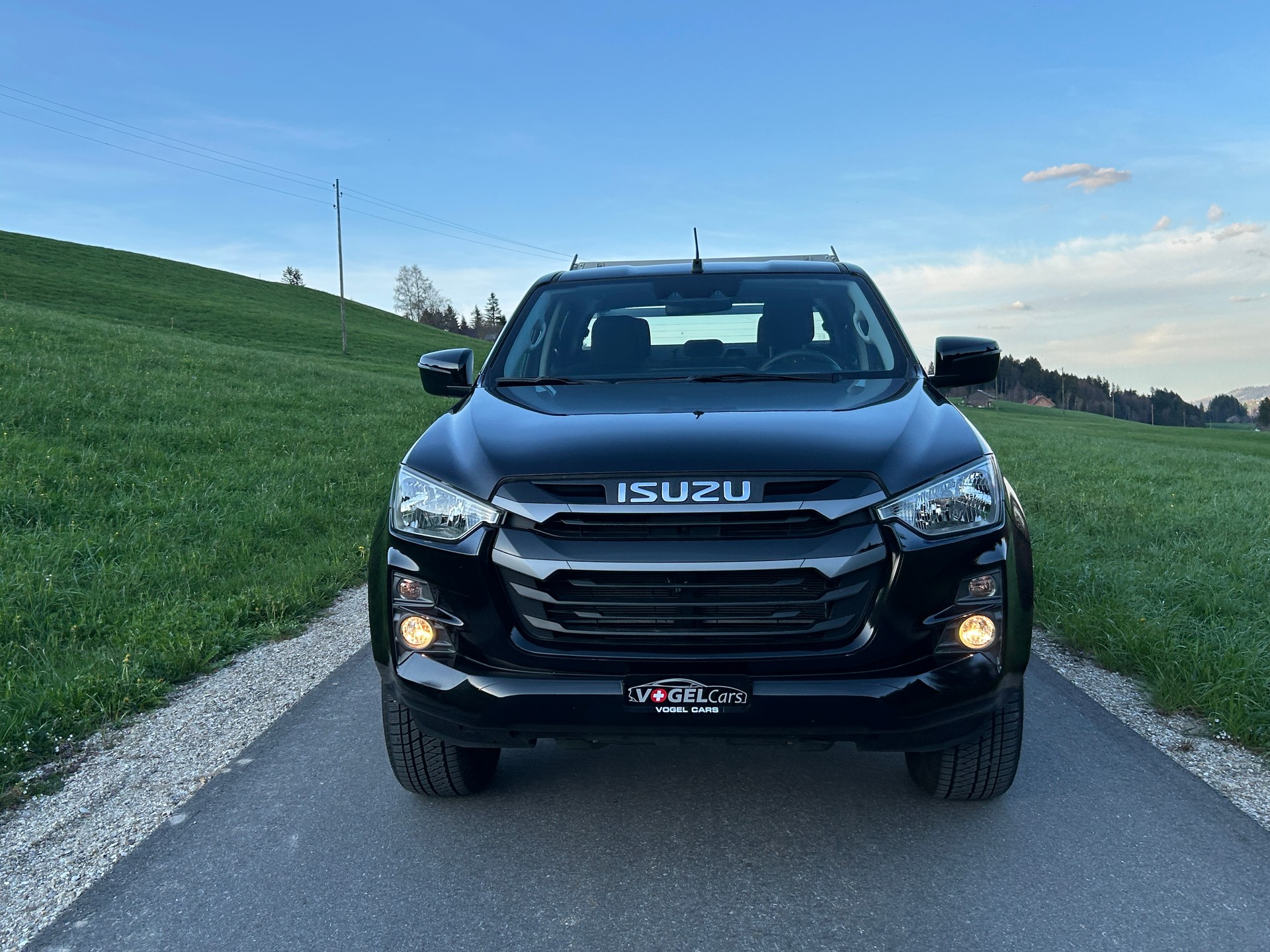ISUZU D-MAX 1.9 CrewCab N60BB+ 4x4-image-6