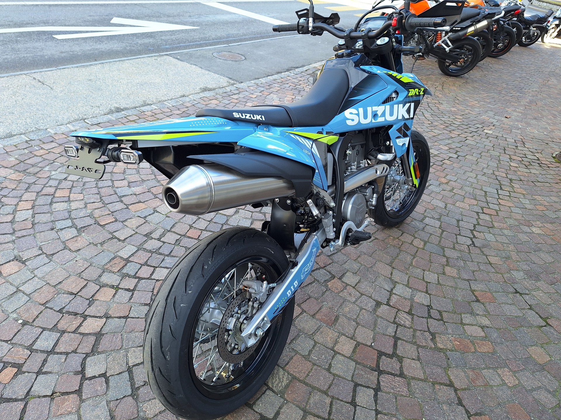SUZUKI DRZ 400 SM EVO-image-5
