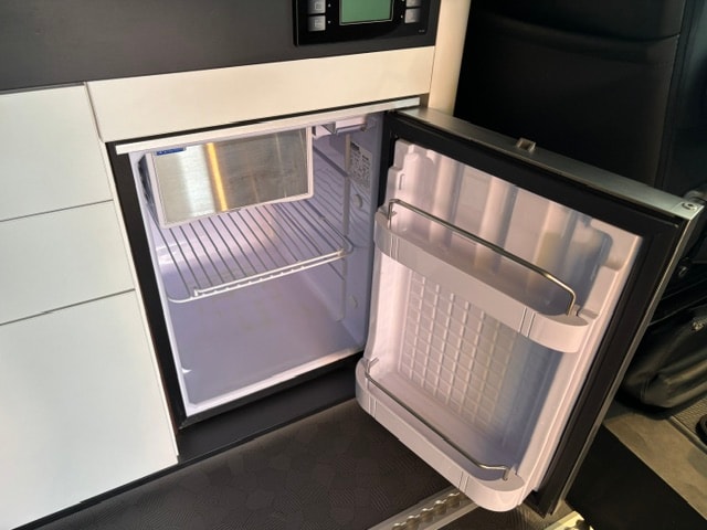 RENAULT Trafic Blue Hdi 170 CV SpaceNomad ICONIC EDC-image-13
