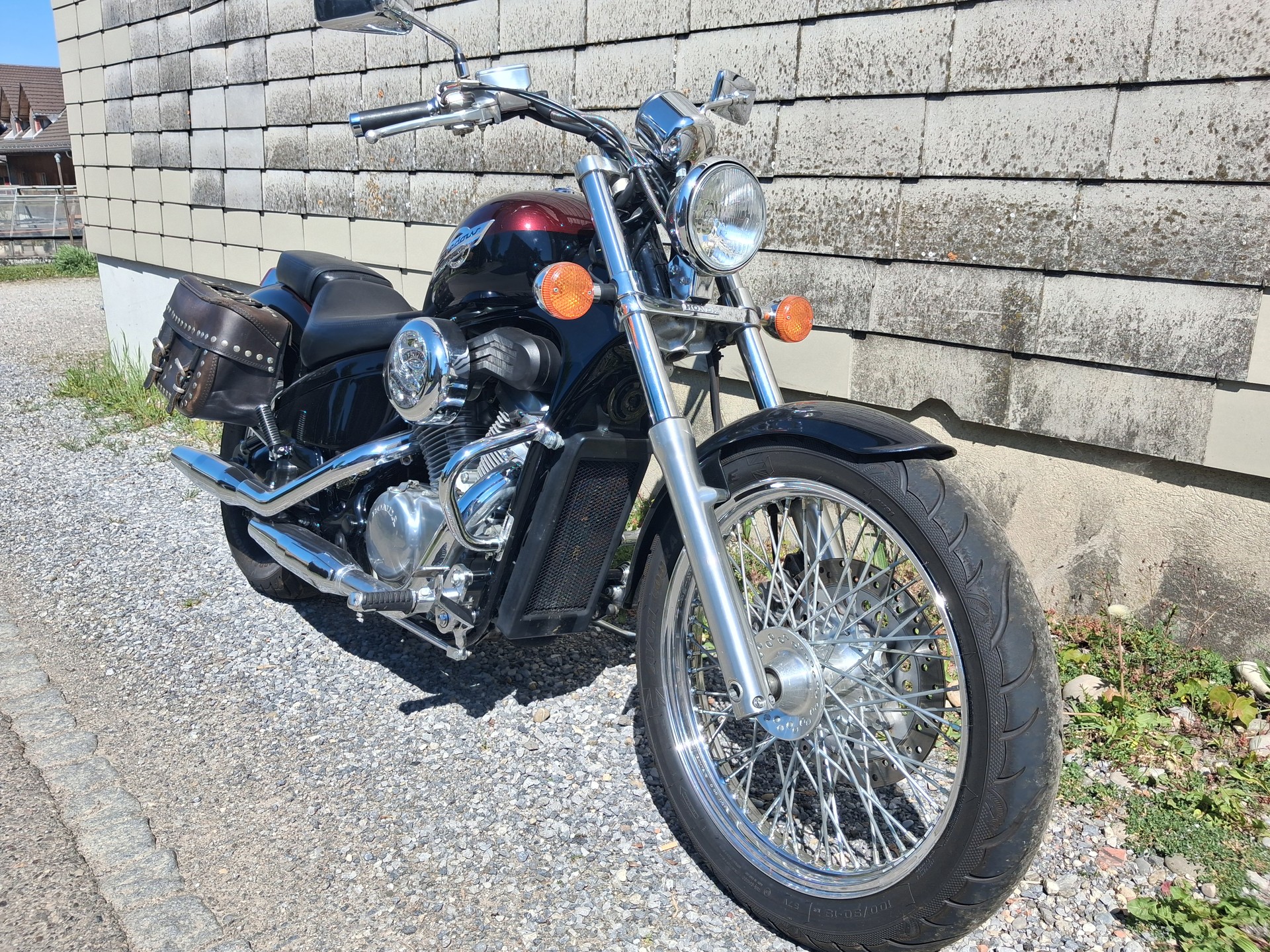 HONDA VT 600 C P-V Shadow-image-1