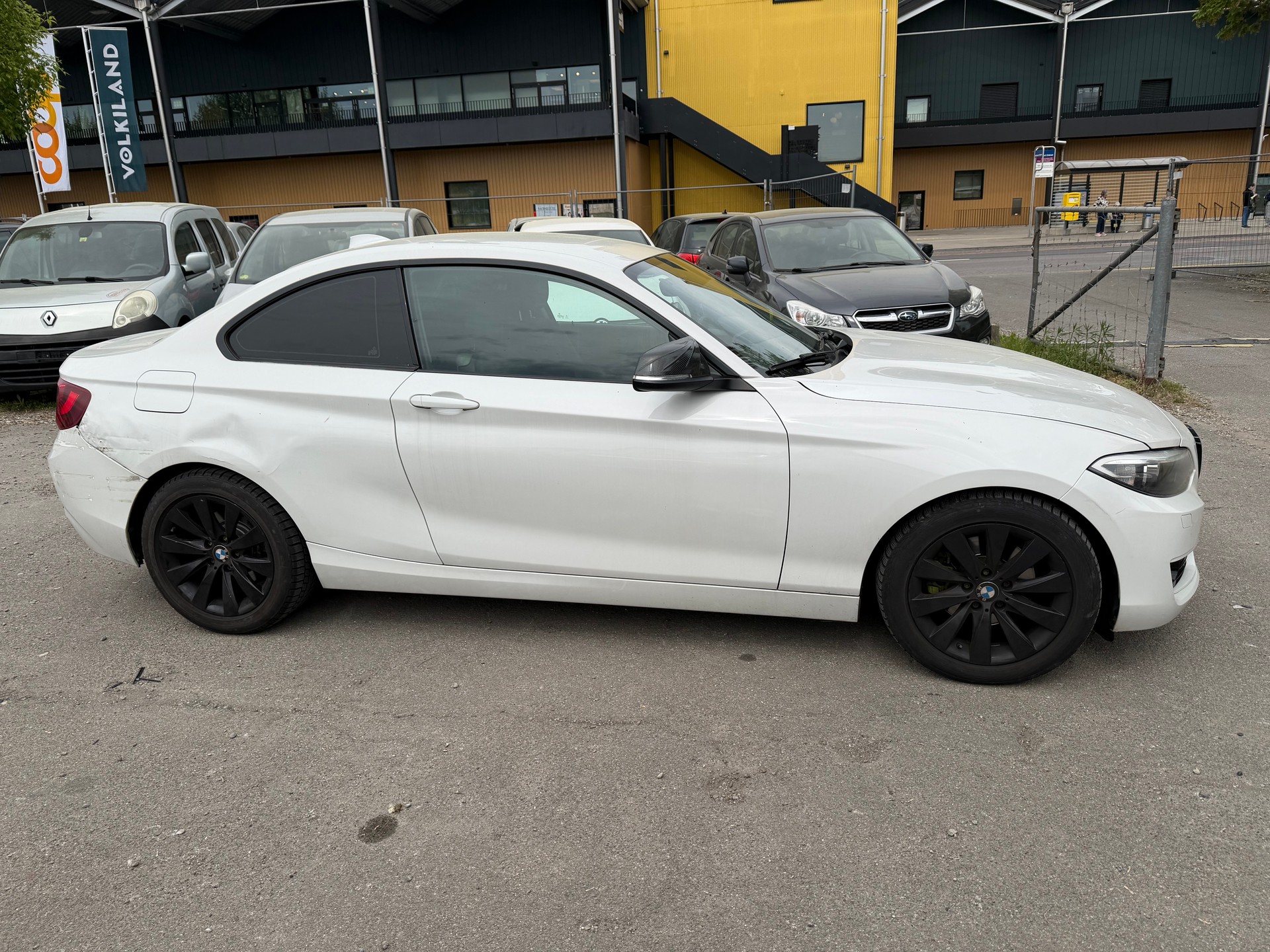 BMW 220d Sport Line Steptronic-image-3