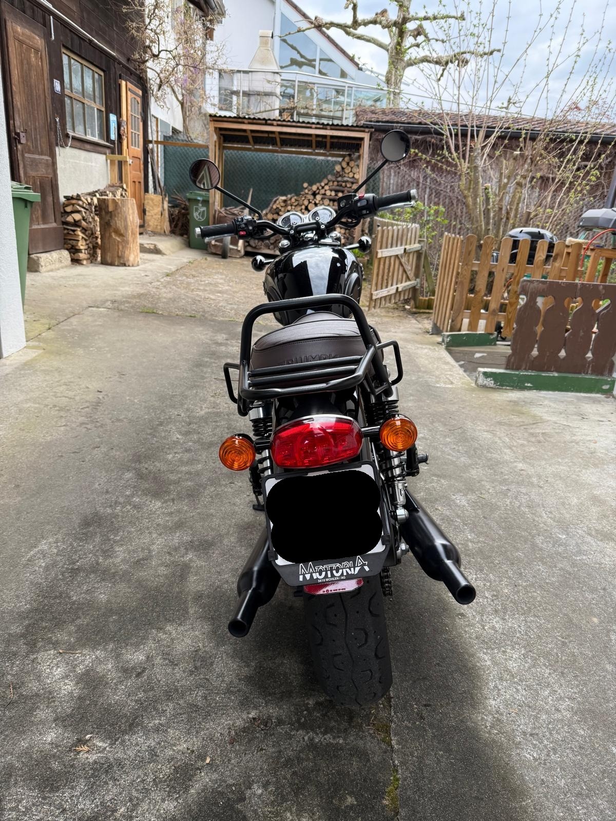 TRIUMPH Bonneville T120 Black-image-3