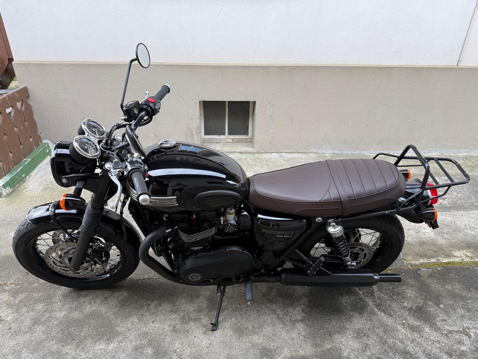 TRIUMPH Bonneville T120 Black-image-0