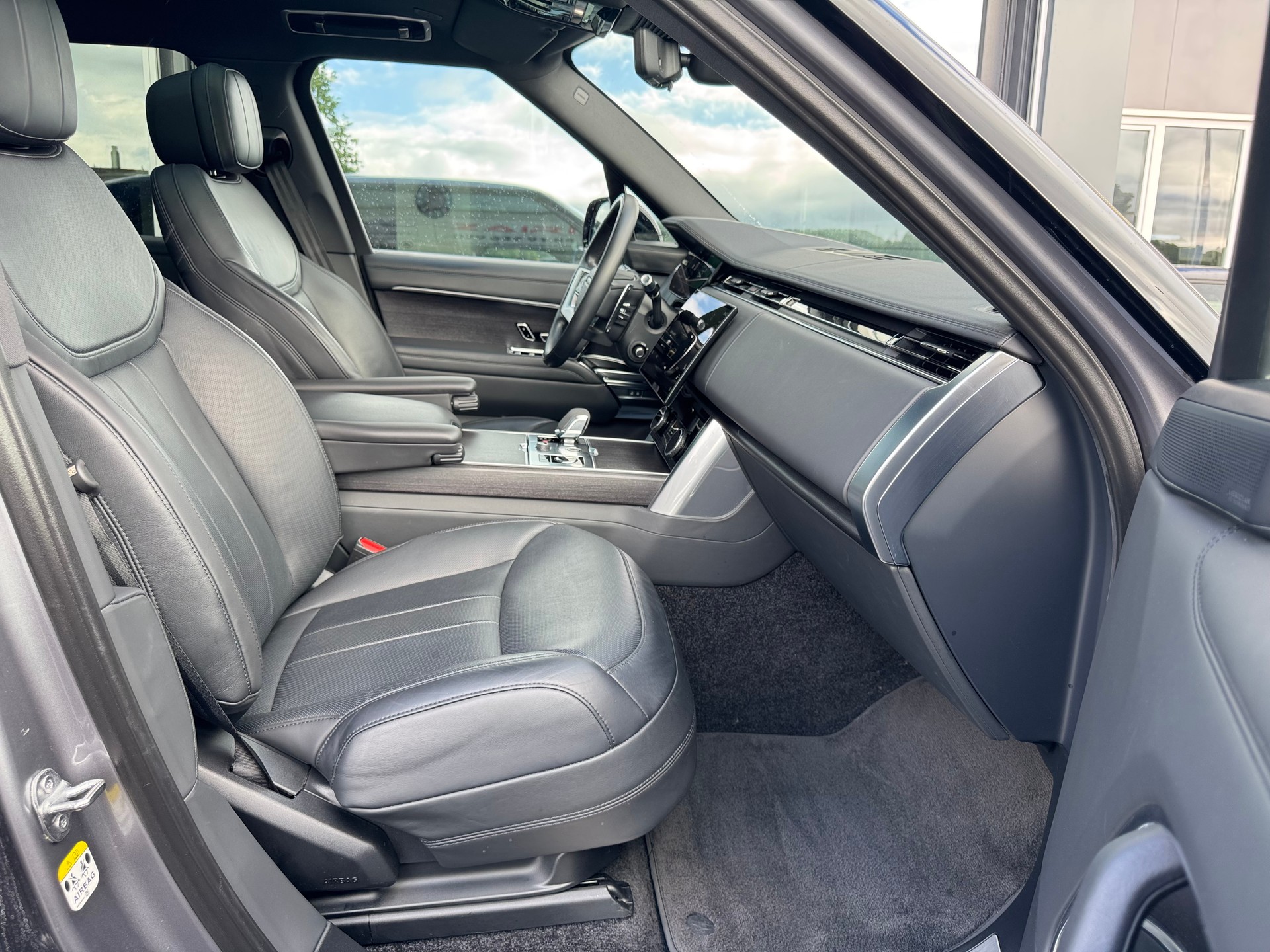 LAND ROVER Range Rover D350 3.0D I6 MHEV HSE Automatic-image-4