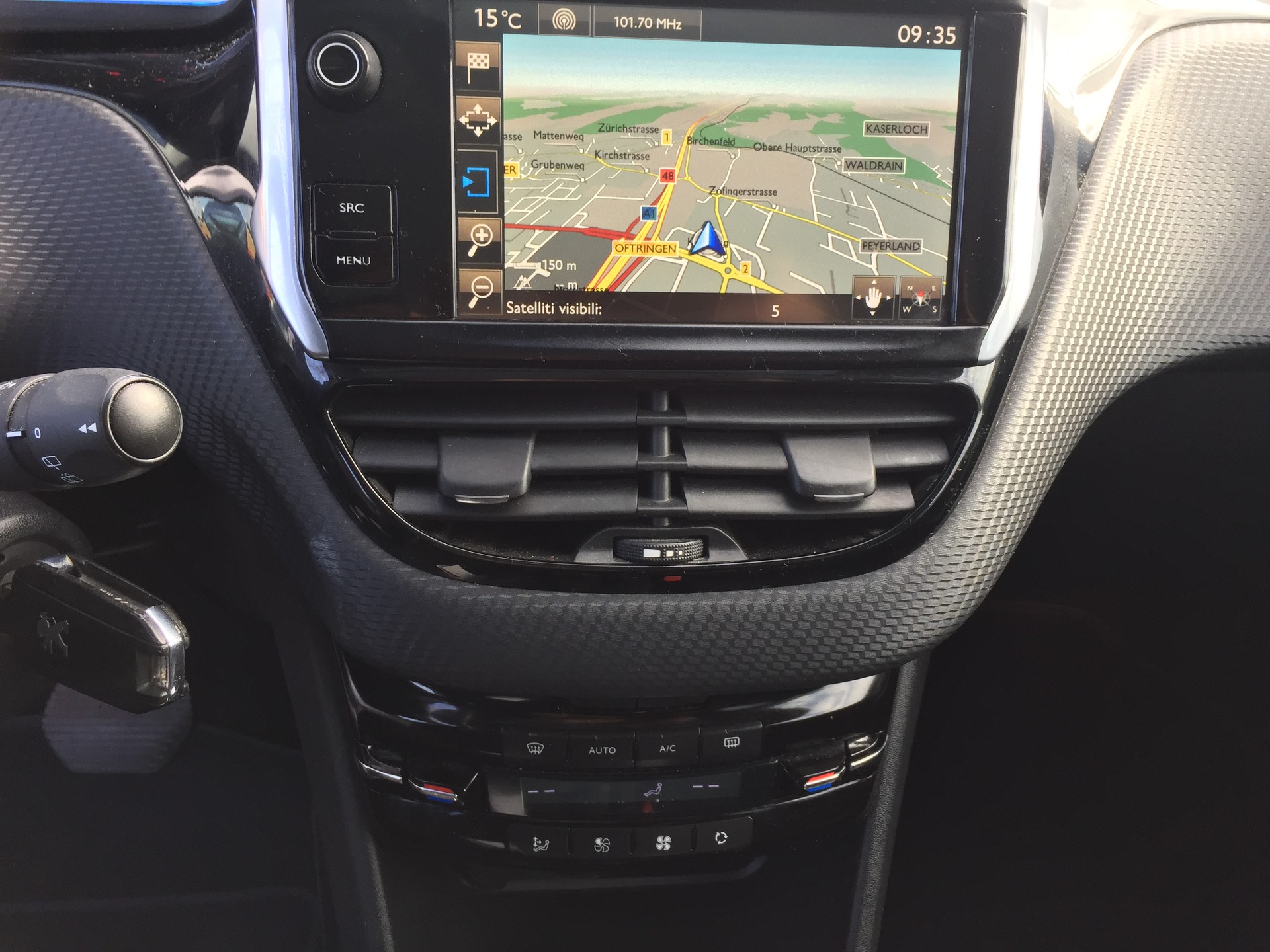 PEUGEOT 2008 1.6 VTI Allure Automatic-image-11