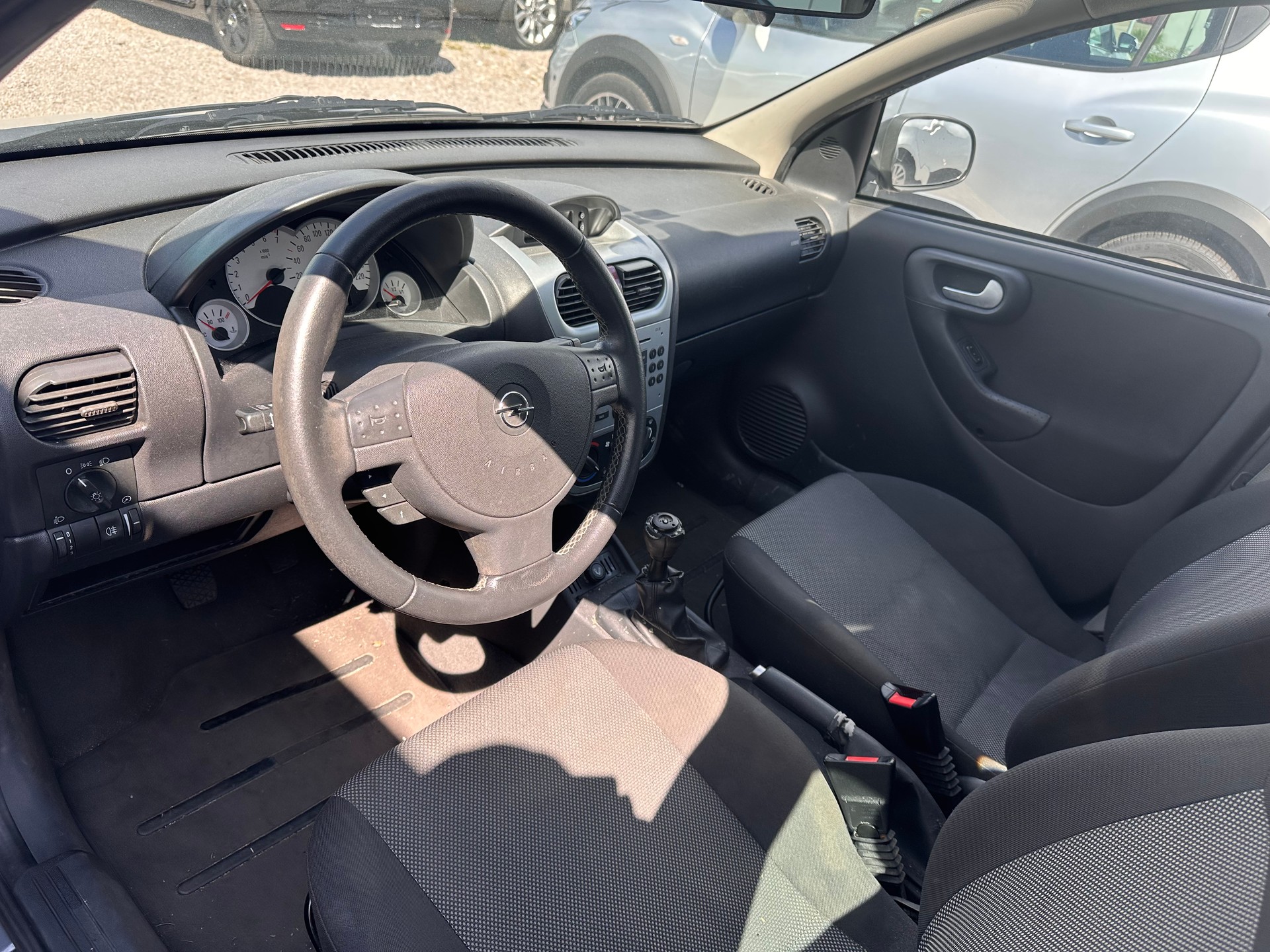 OPEL Corsa 1.4 TP Enjoy-image-5