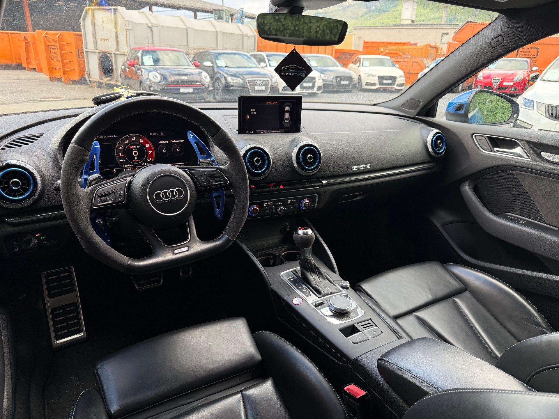 AUDI RS3 Sedan-image-11