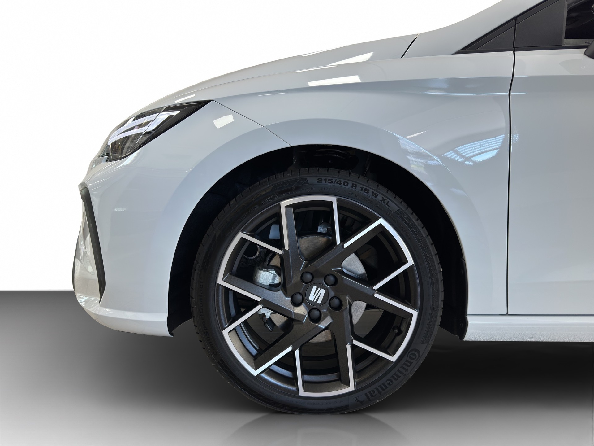 SEAT Ibiza 1.5 TSI FR DSG-showroom-element-1