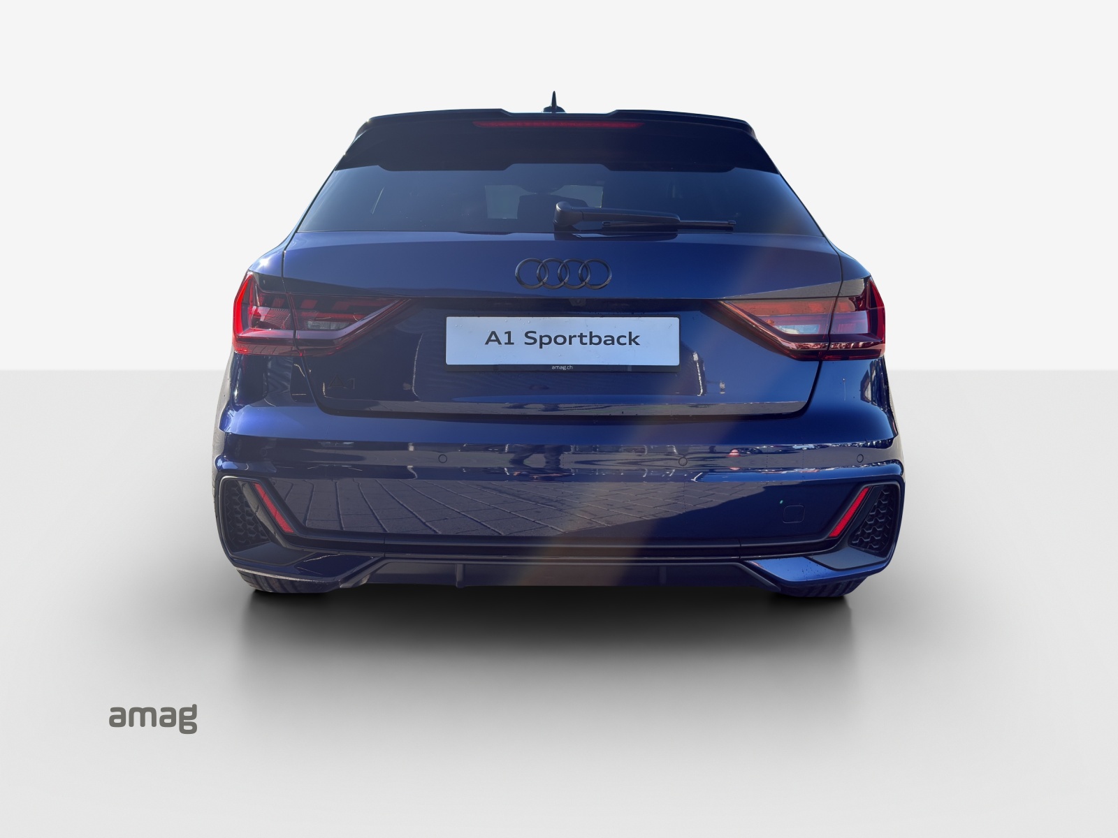 AUDI A1 Sportback 30 TFSI S Line Attraction S-tronic-showroom-element-3