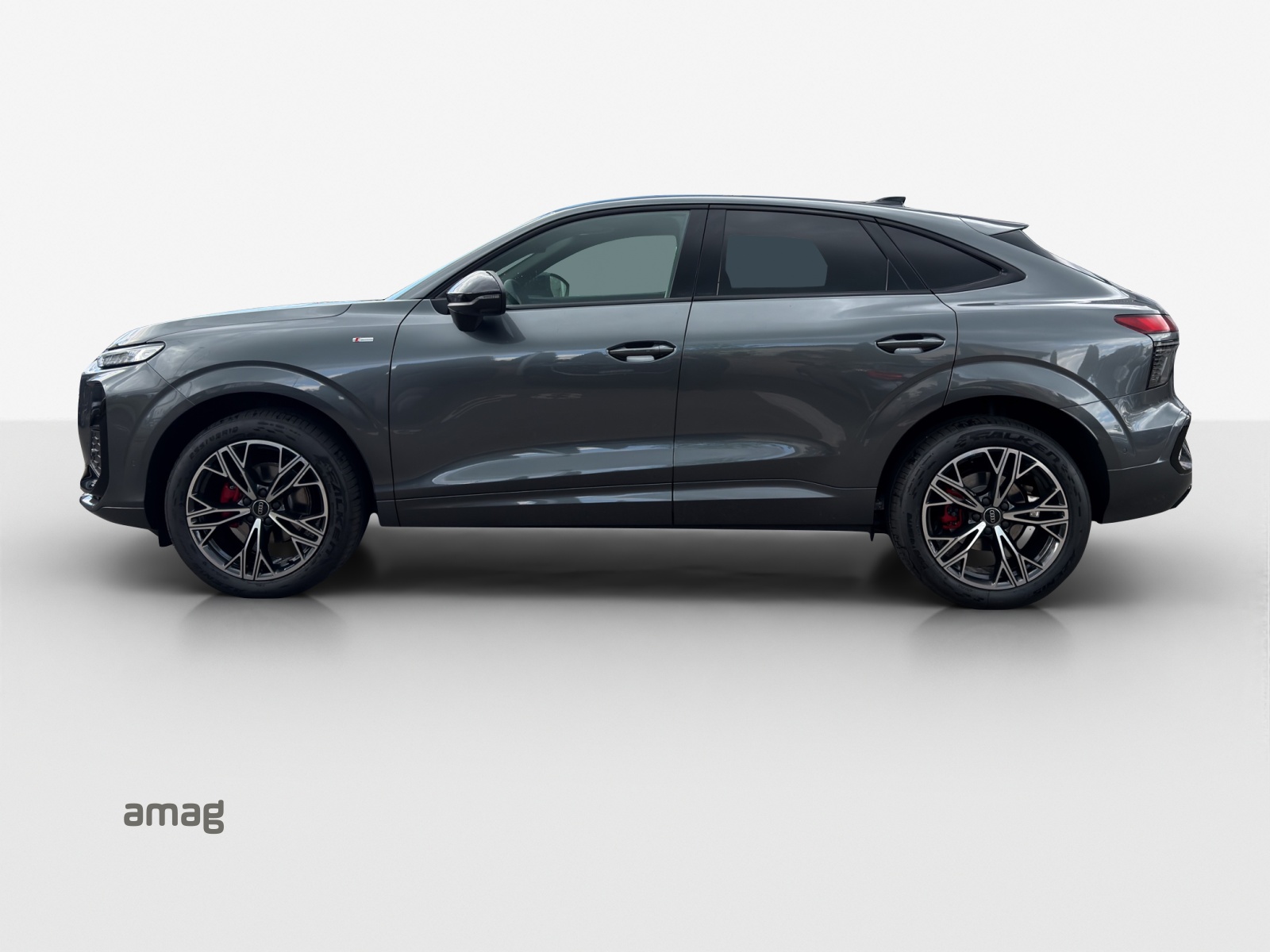 AUDI Q3 Sportback 110 kW TFSI S tronic-showroom-element-1