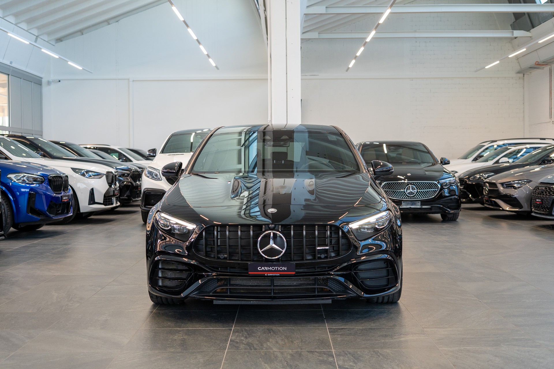 MERCEDES-BENZ A 45 S AMG 4matic+ / Burmester / Ambiente-beleuchtung / Alcantara-Lenkrad-showroom-element-1