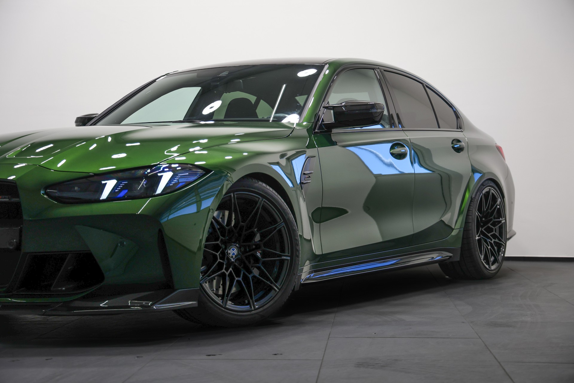 BMW M3 Competition M xDrive *Individual Anglesey Grün*Tief*Breit*Carbon*-image-7