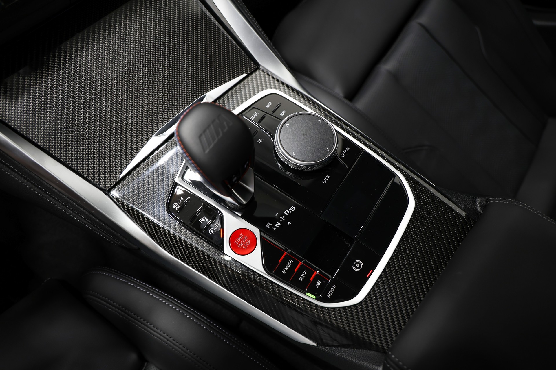 BMW M3 Competition M xDrive *Individual Anglesey Grün*Tief*Breit*Carbon*-image-29