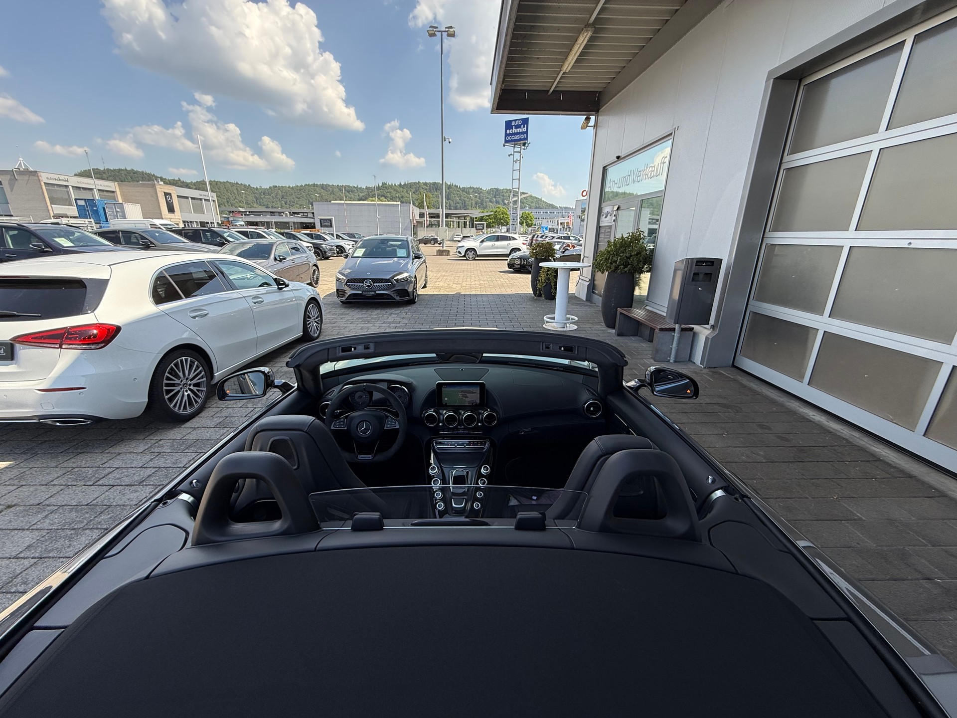 MERCEDES-BENZ AMG GT C Roadster Speedshift DCT-image-5