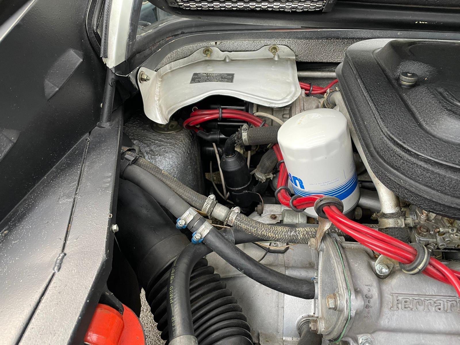 FERRARI GTS carburateurs premiere main chassis 25539-image-11