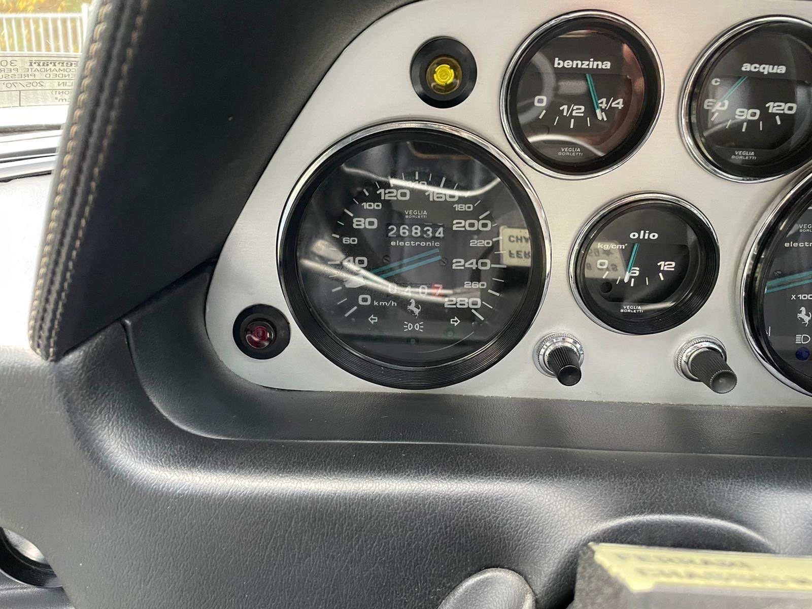 FERRARI GTS carburateurs premiere main chassis 25539-image-7