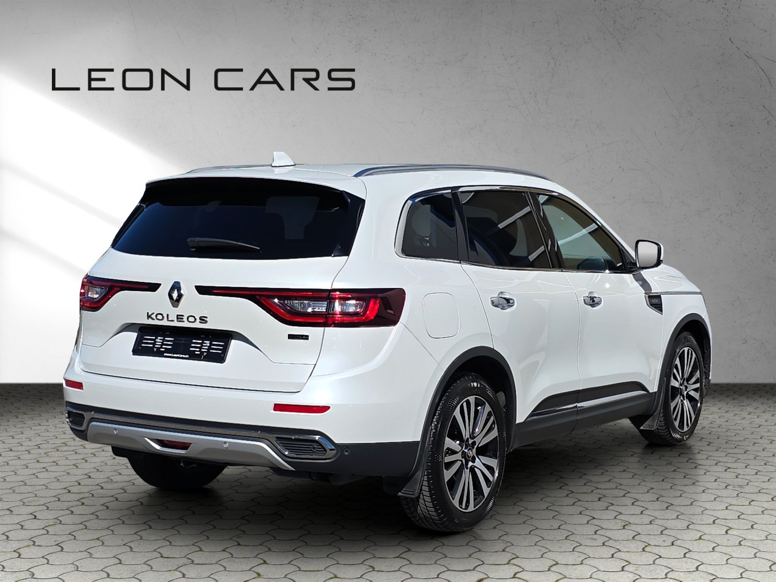 RENAULT Koleos 2.0 dCi Initiale 4WD Xtronic CVT-image-4