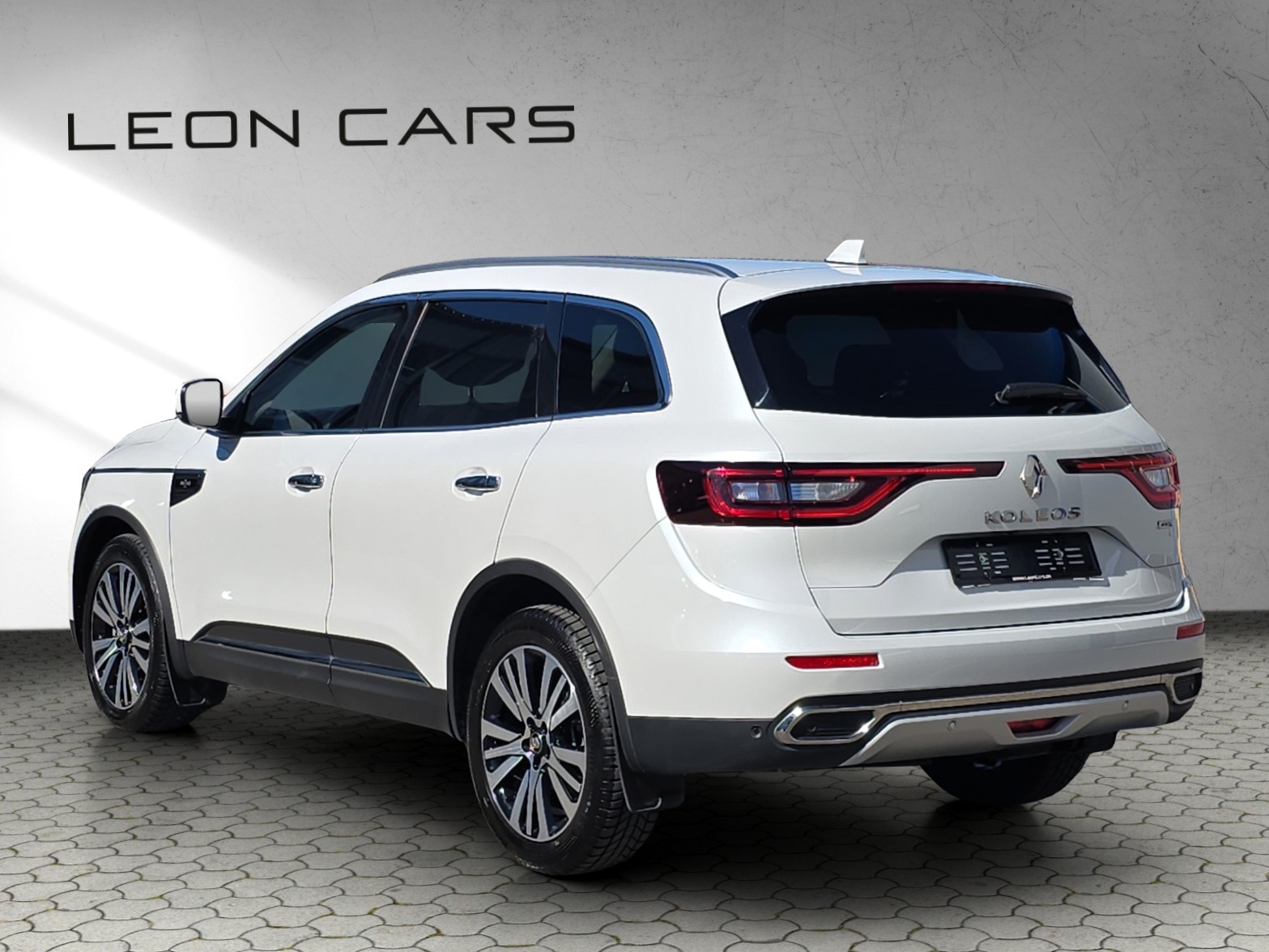 RENAULT Koleos 2.0 dCi Initiale 4WD Xtronic CVT-image-6