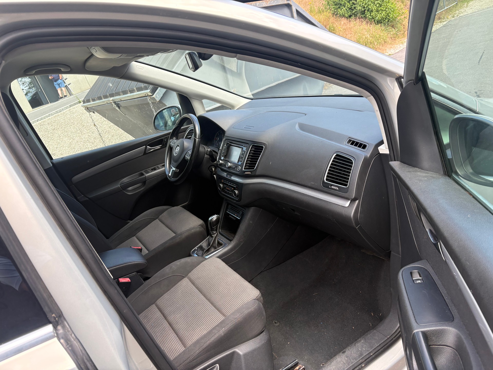 VW Sharan 2.0 TDI BMT Startline Comfortline DSG-image-3