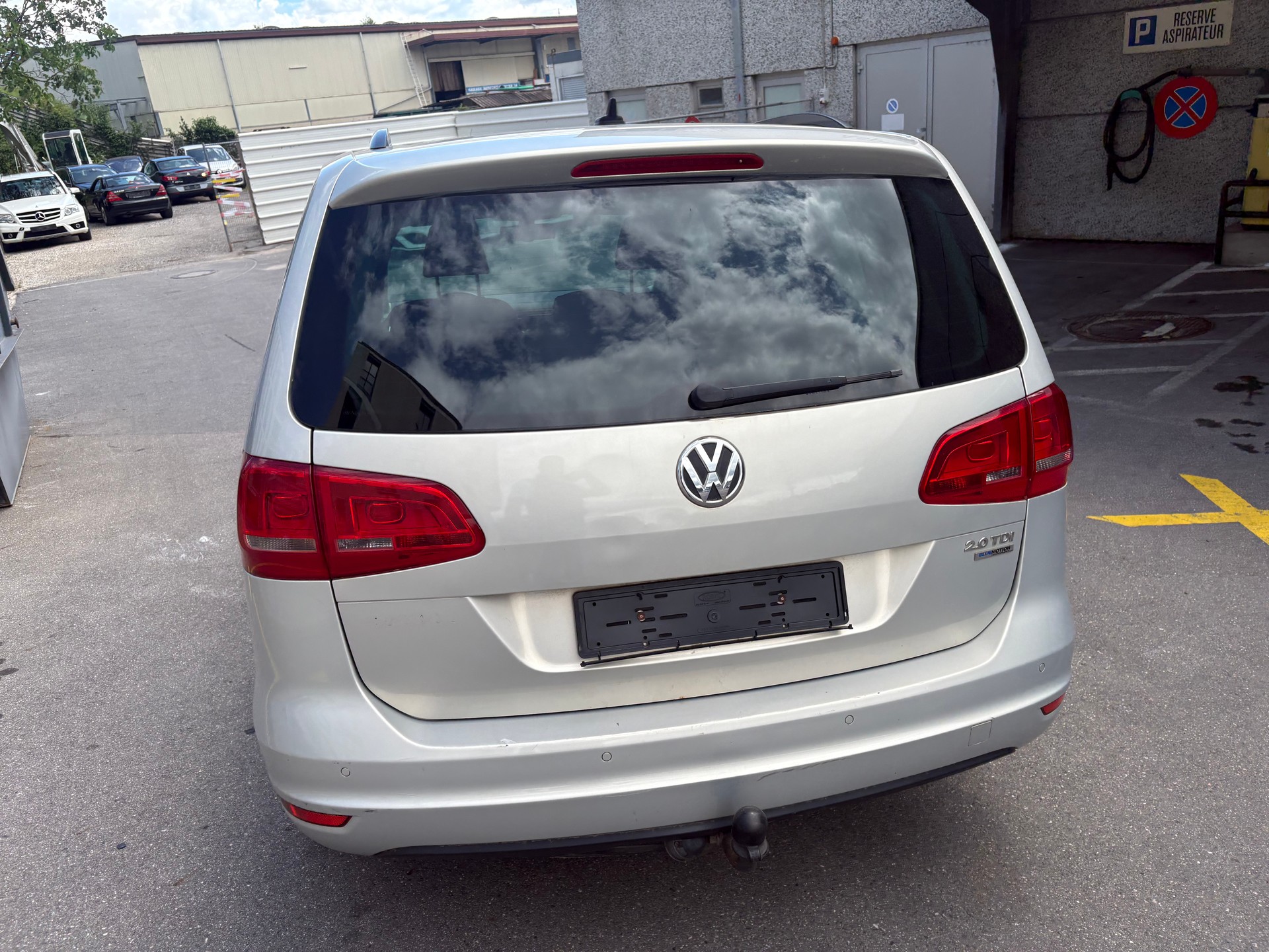 VW Sharan 2.0 TDI BMT Startline Comfortline DSG-image-5