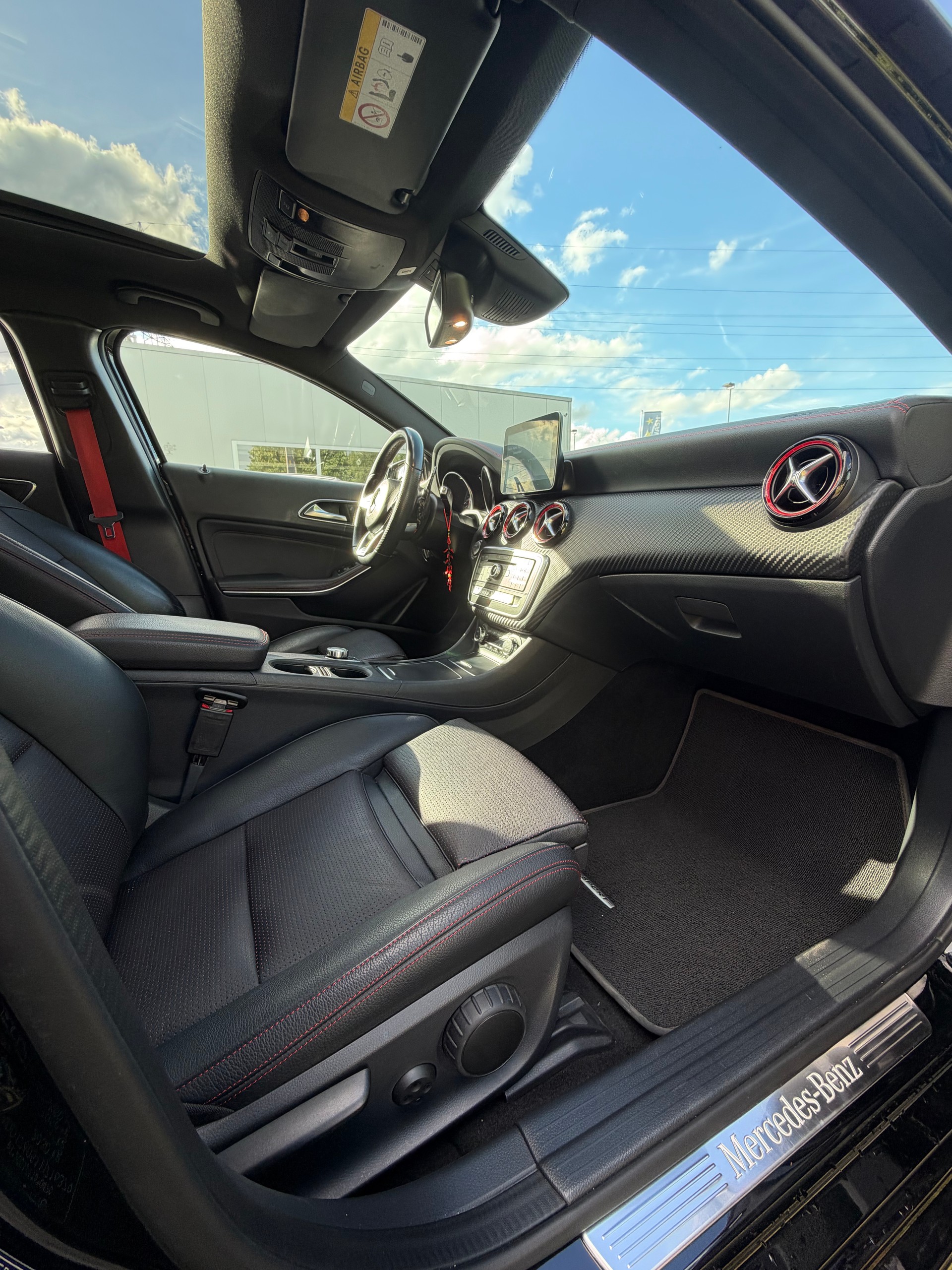 MERCEDES-BENZ A 250 Sport 4Matic 7G-DCT-image-16