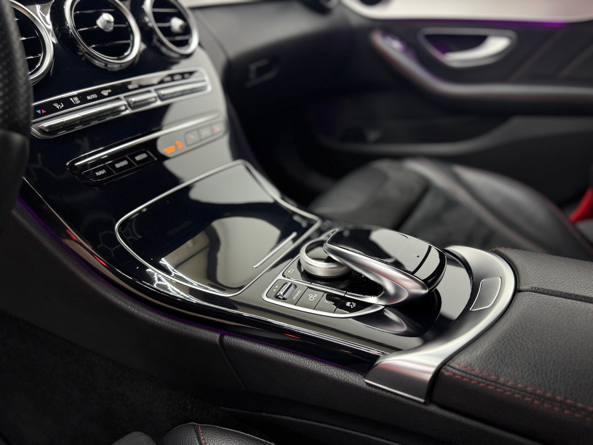 MERCEDES-BENZ C 43 AMG 4Matic Speedshift TCT 9G-image-28