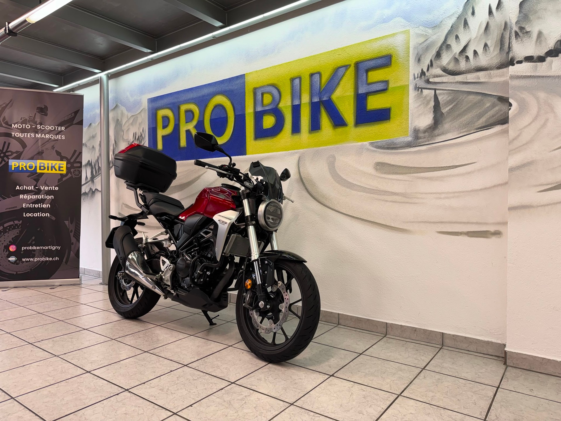 HONDA CB 300 R