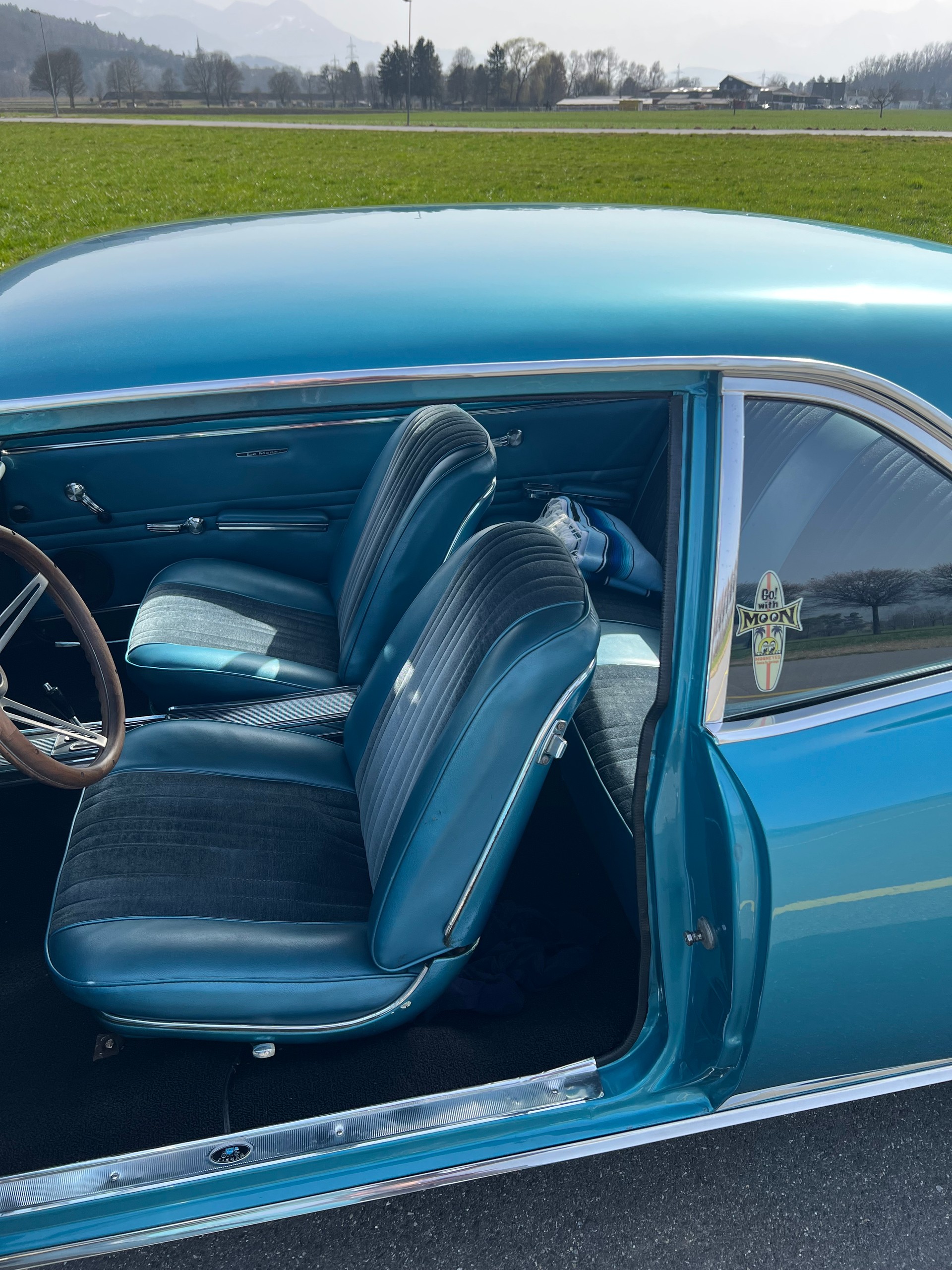 PONTIAC Le Mans-image-7