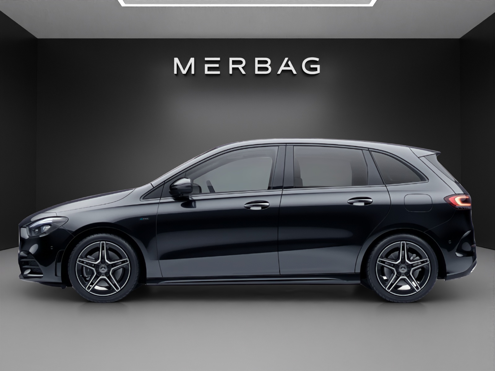 MERCEDES-BENZ B 250 e AMG Line 8G-DCT-image-2