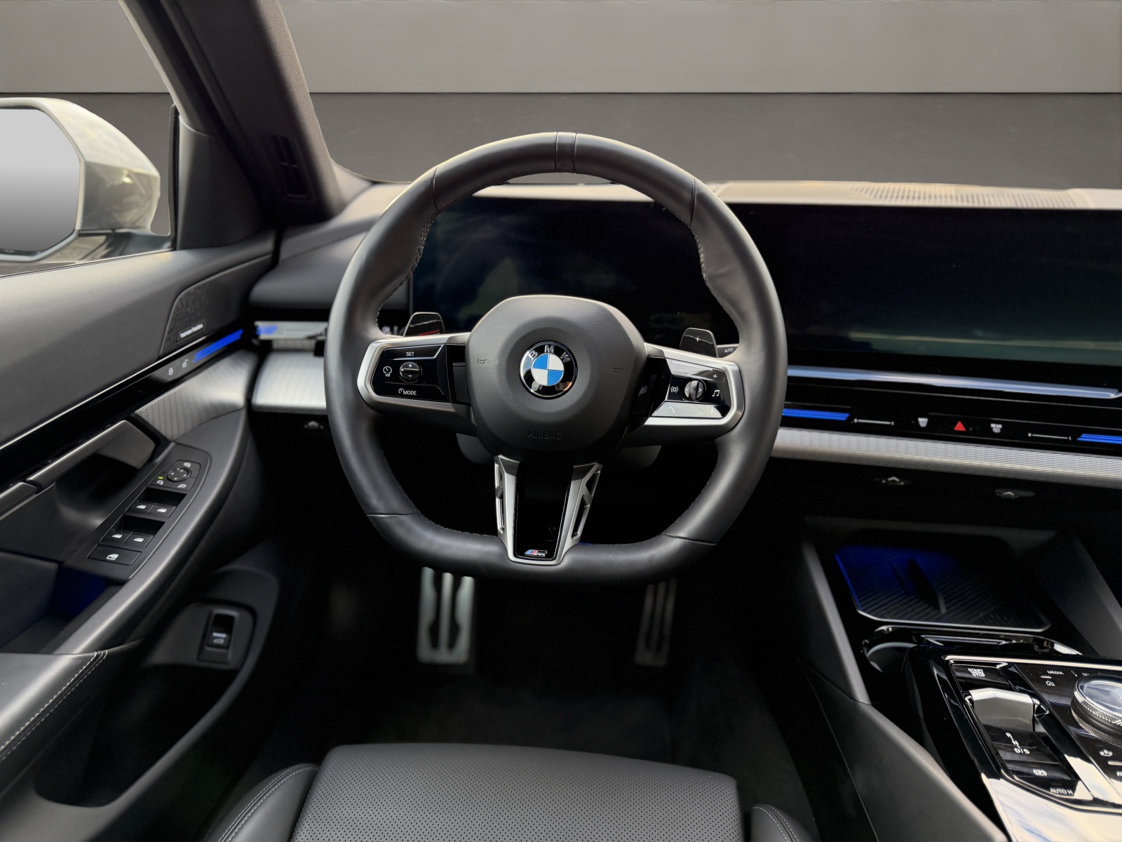 BMW 520d 48V M Sport Steptronic-image-10