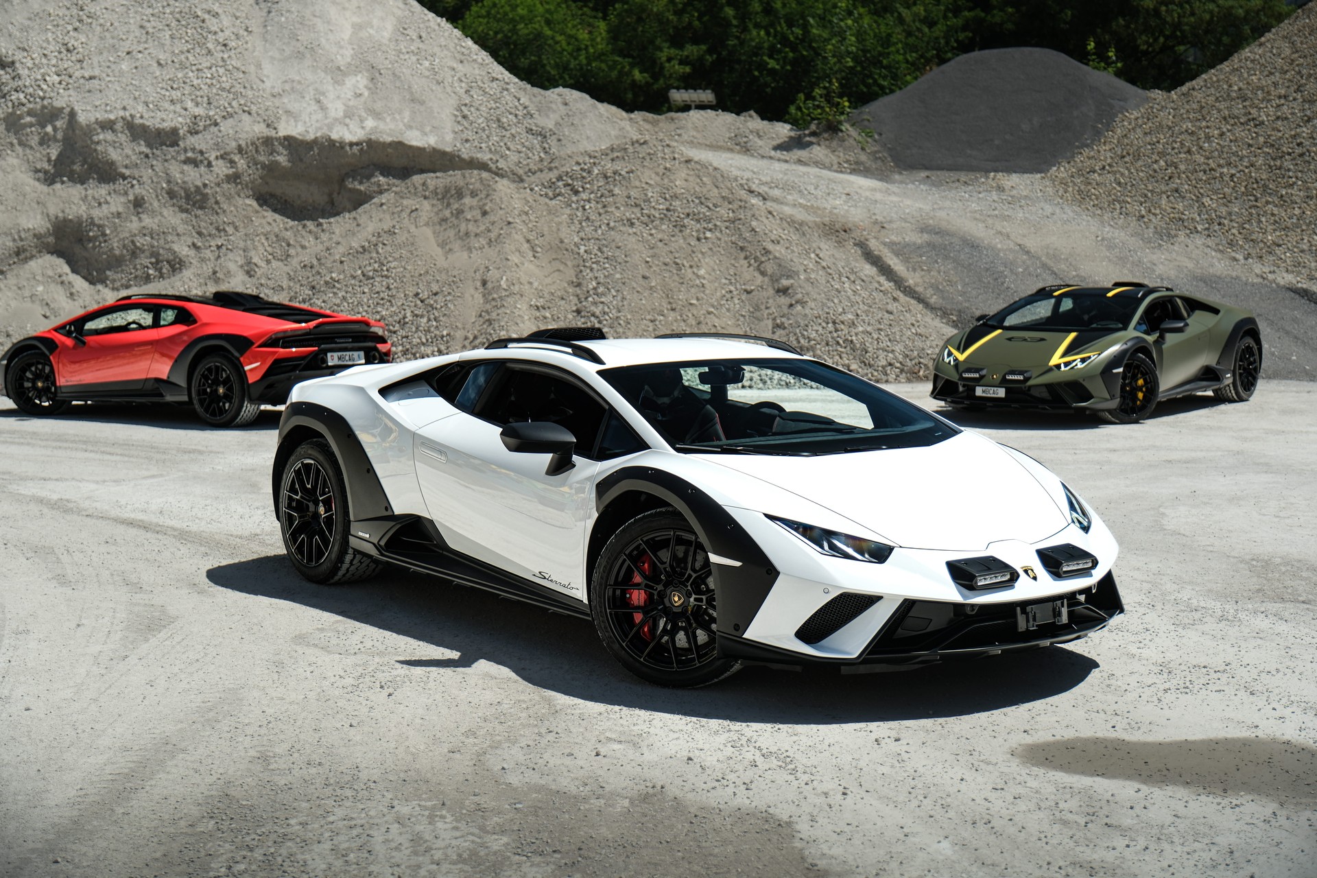 LAMBORGHINI Huracan Sterrato LP610-4 "Bianco Monocerus", 1 / 1499" Original Lamborghini Garantie bis Aug. 2027-image-0