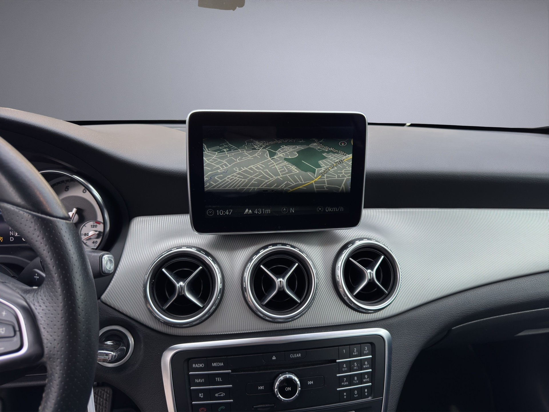 MERCEDES-BENZ GLA 200 Night Star 7G-DCT-image-13