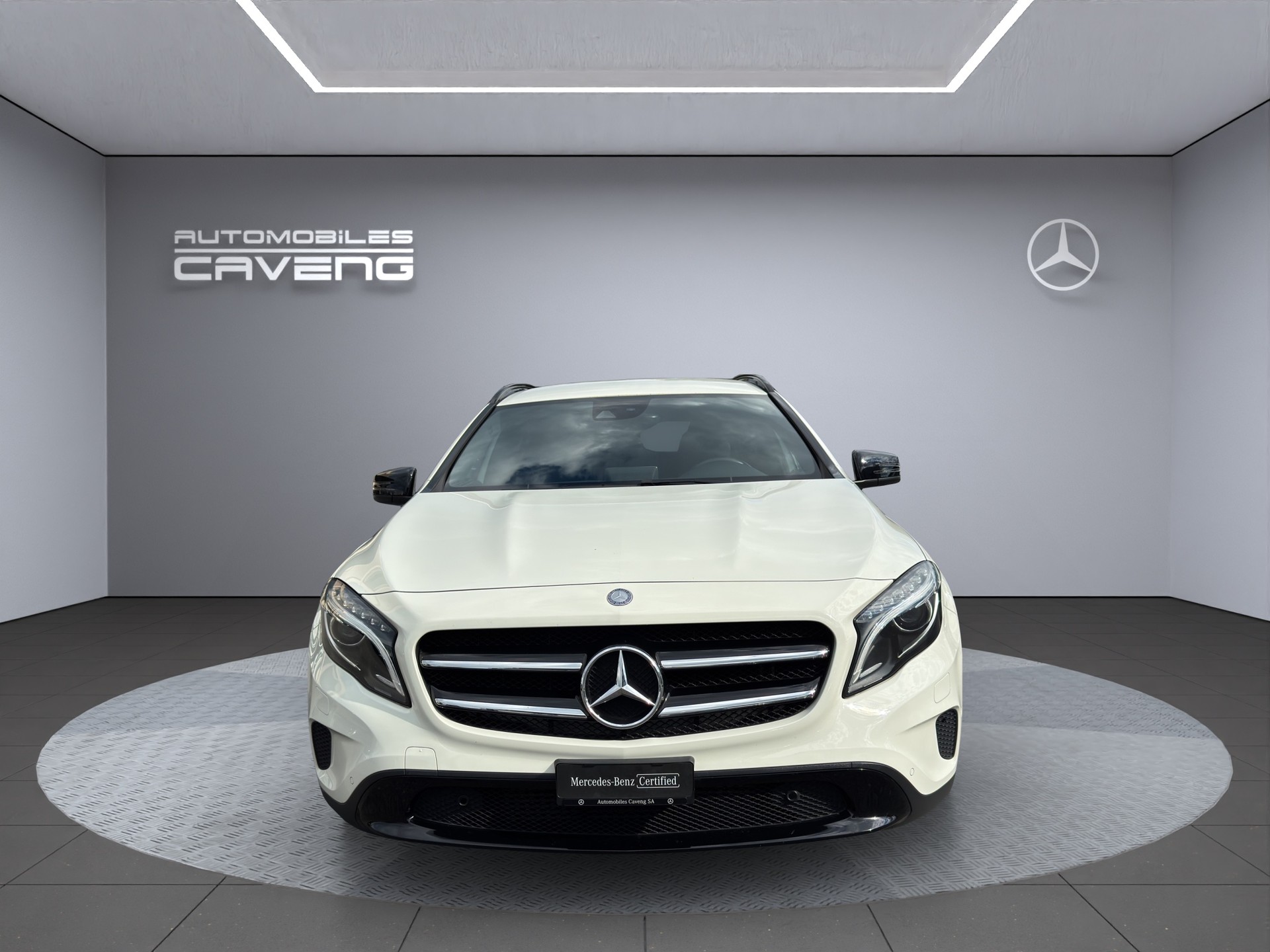 MERCEDES-BENZ GLA 200 Night Star 7G-DCT-image-7