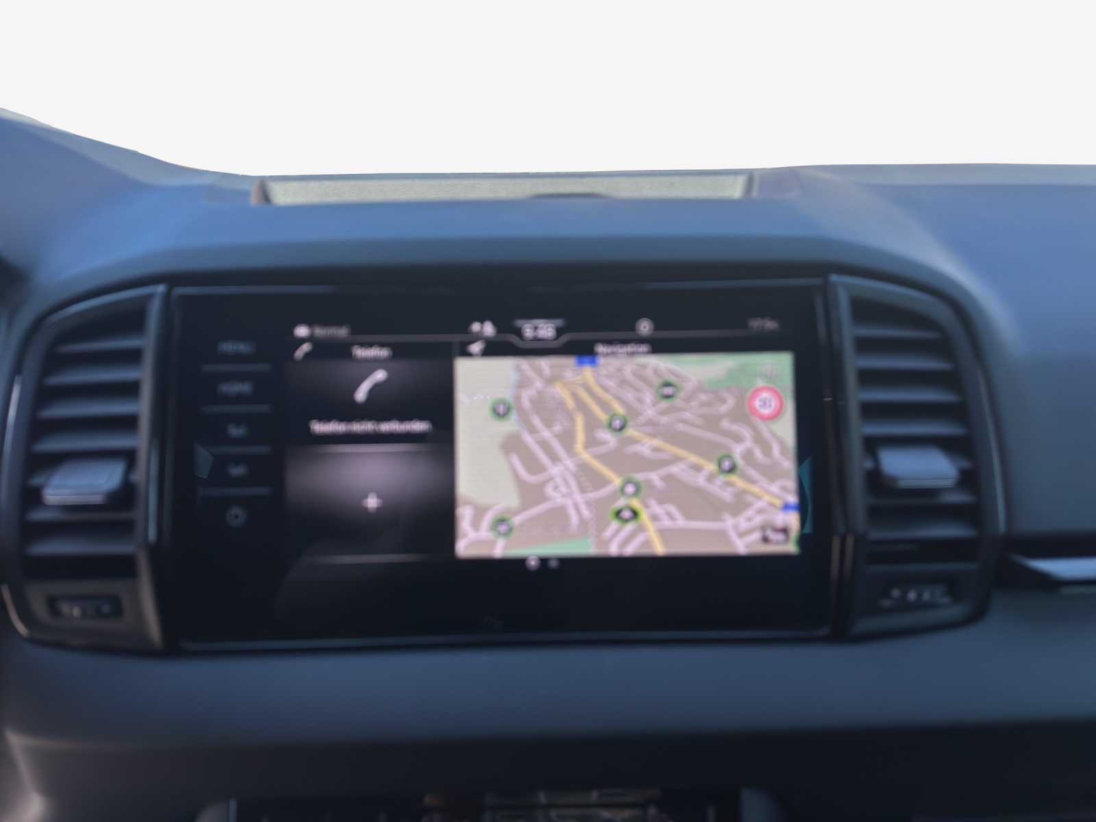 SKODA Karoq 2.0 TSI SportLine 4x4 DSG-image-8